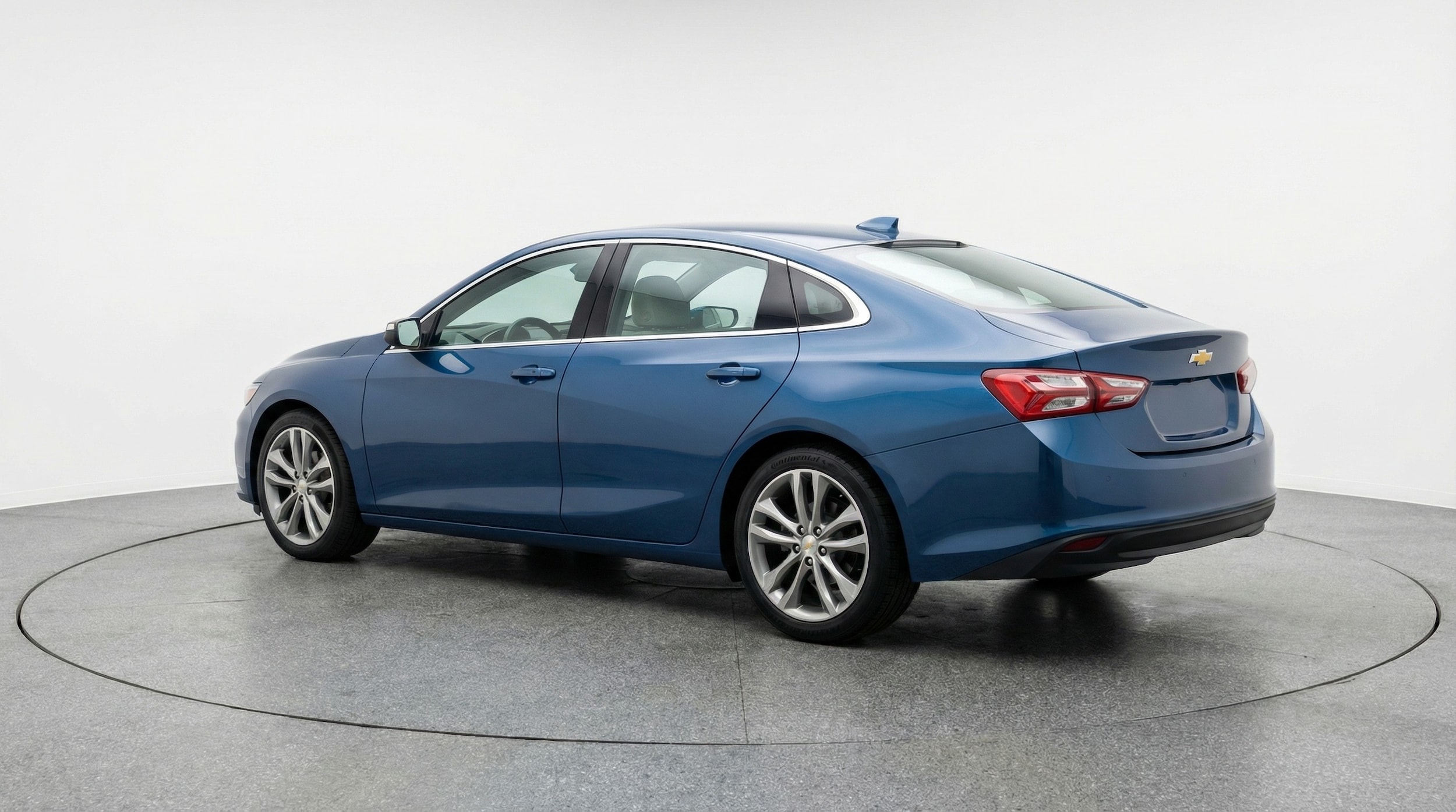 Thumbnail: 2024 Chevrolet Malibu - 5