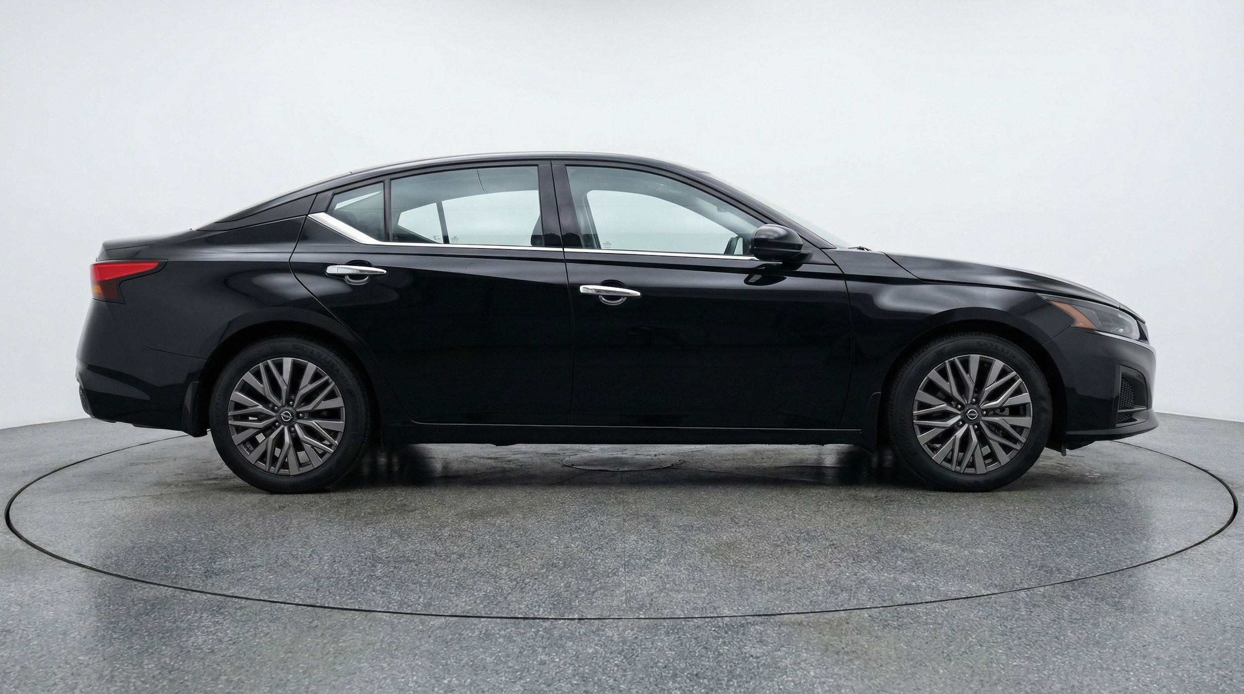 Thumbnail: 2025 Nissan Altima - 11
