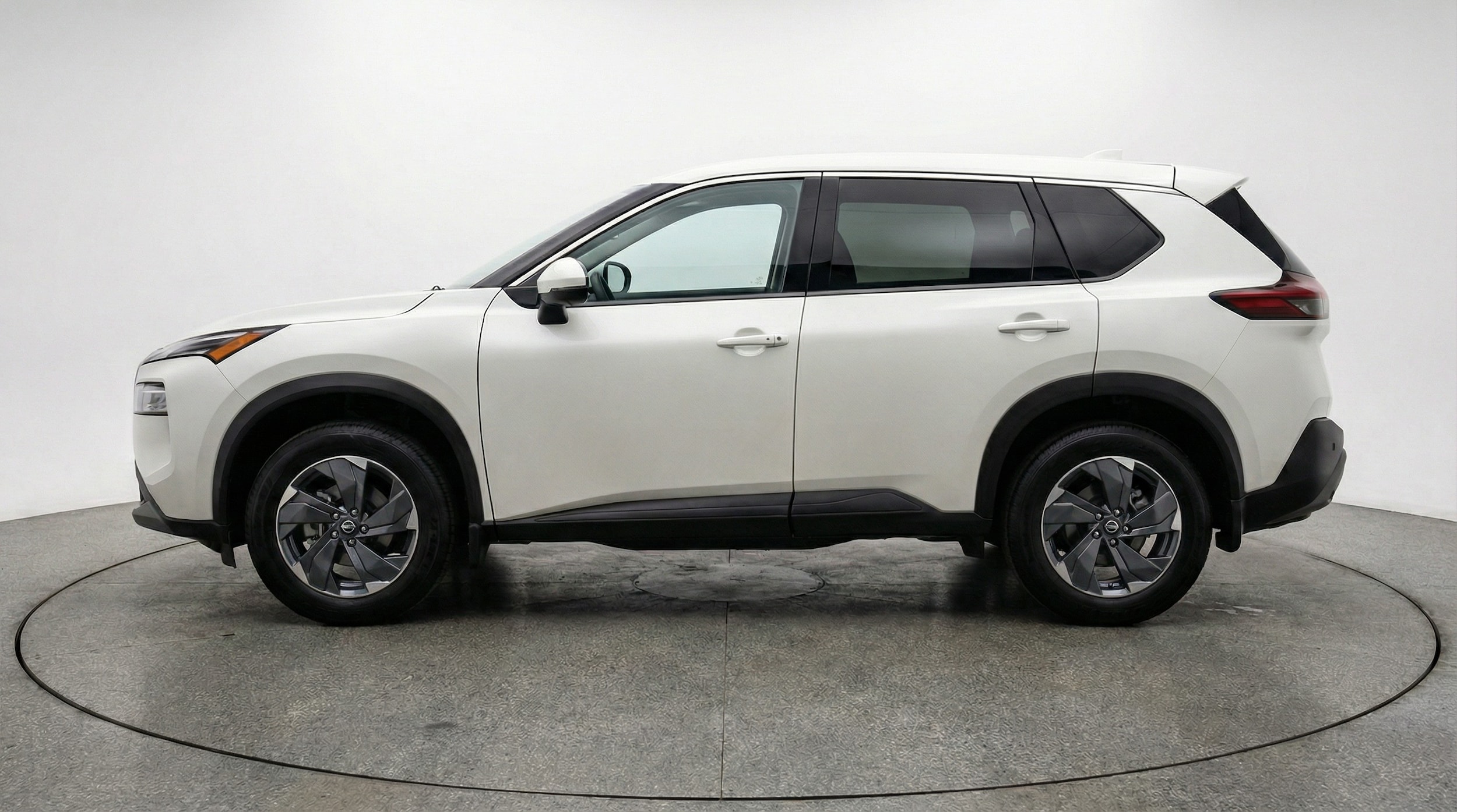 Thumbnail: 2025 Nissan Rogue - 4