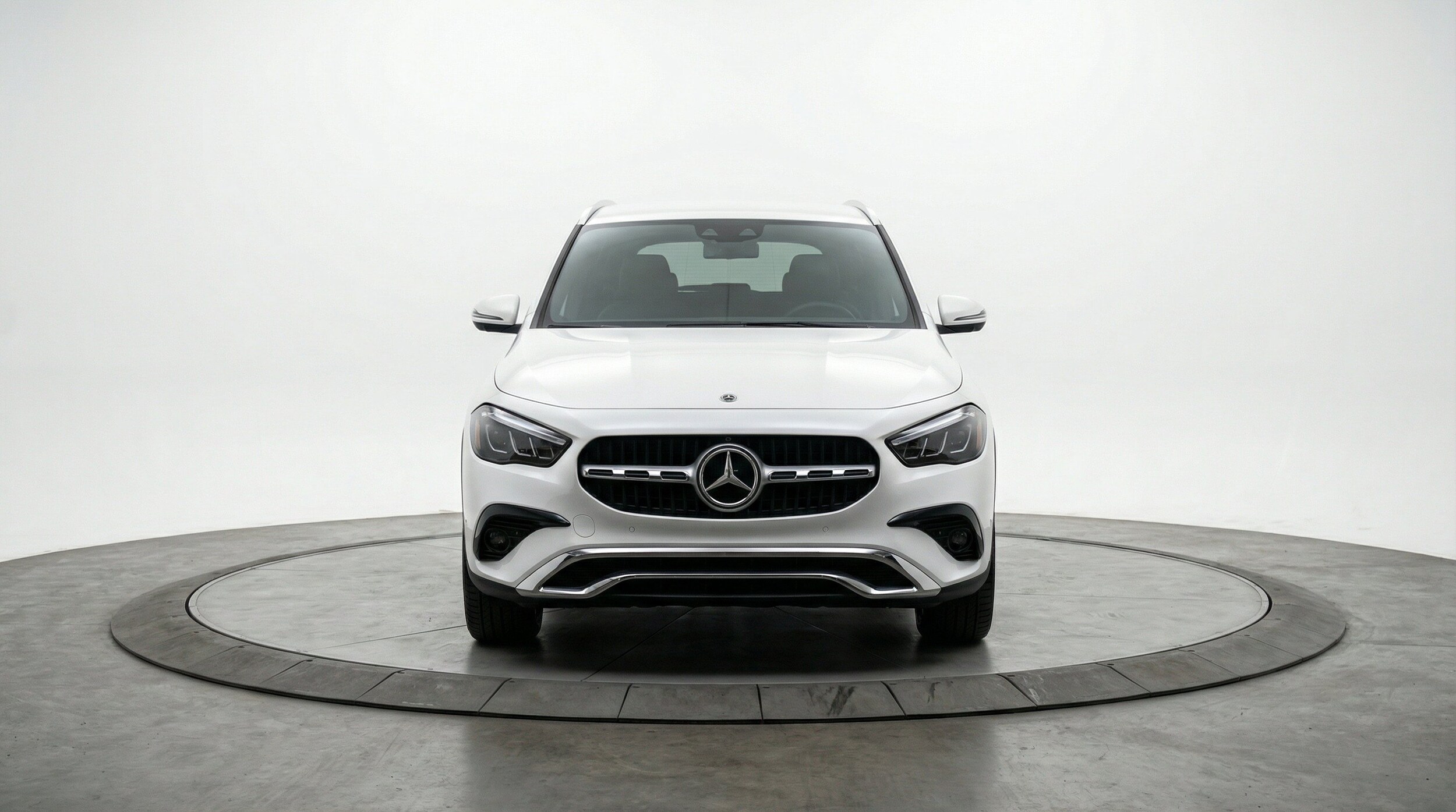Thumbnail: 2025 Mercedes-Benz GLA - 2