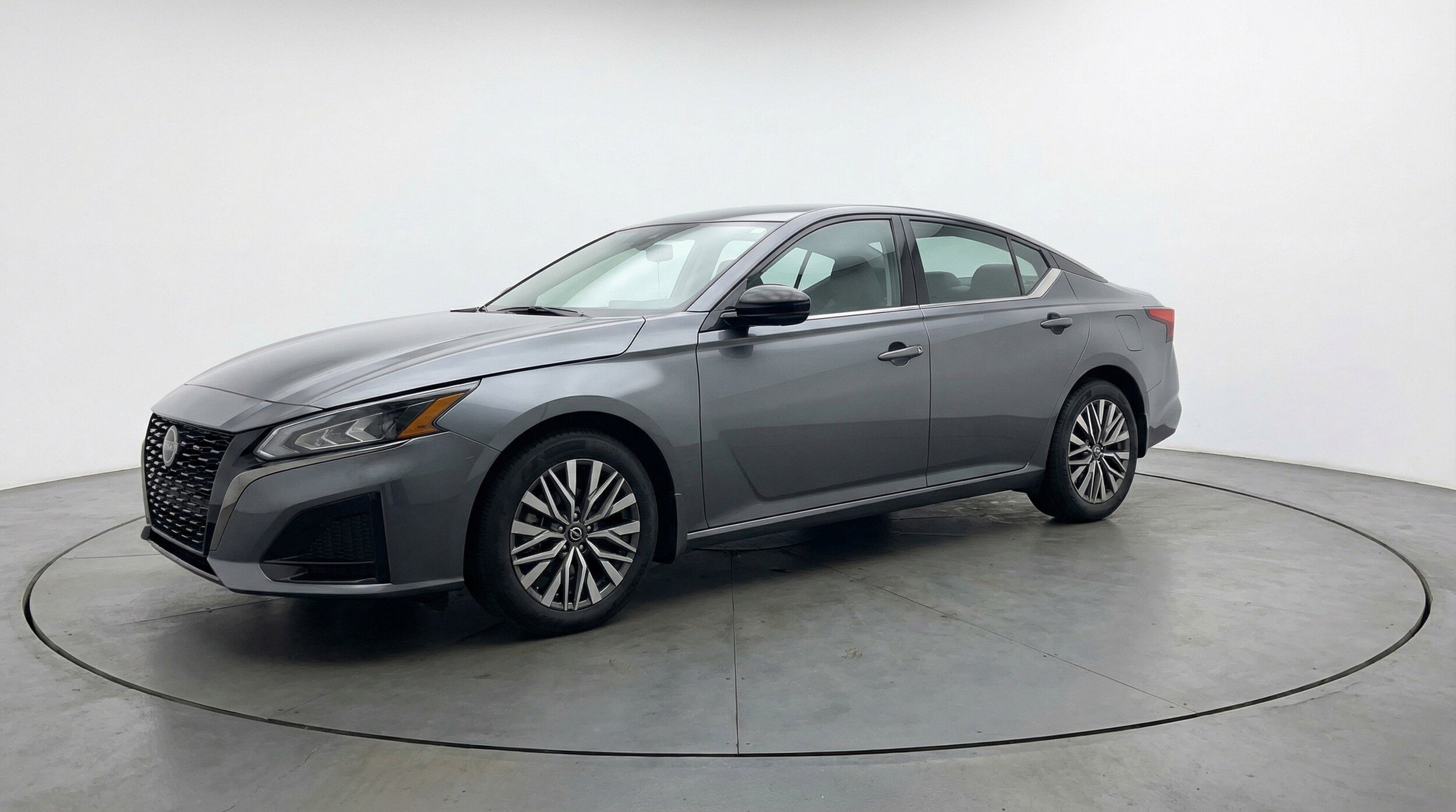Thumbnail: 2025 Nissan Altima - 3