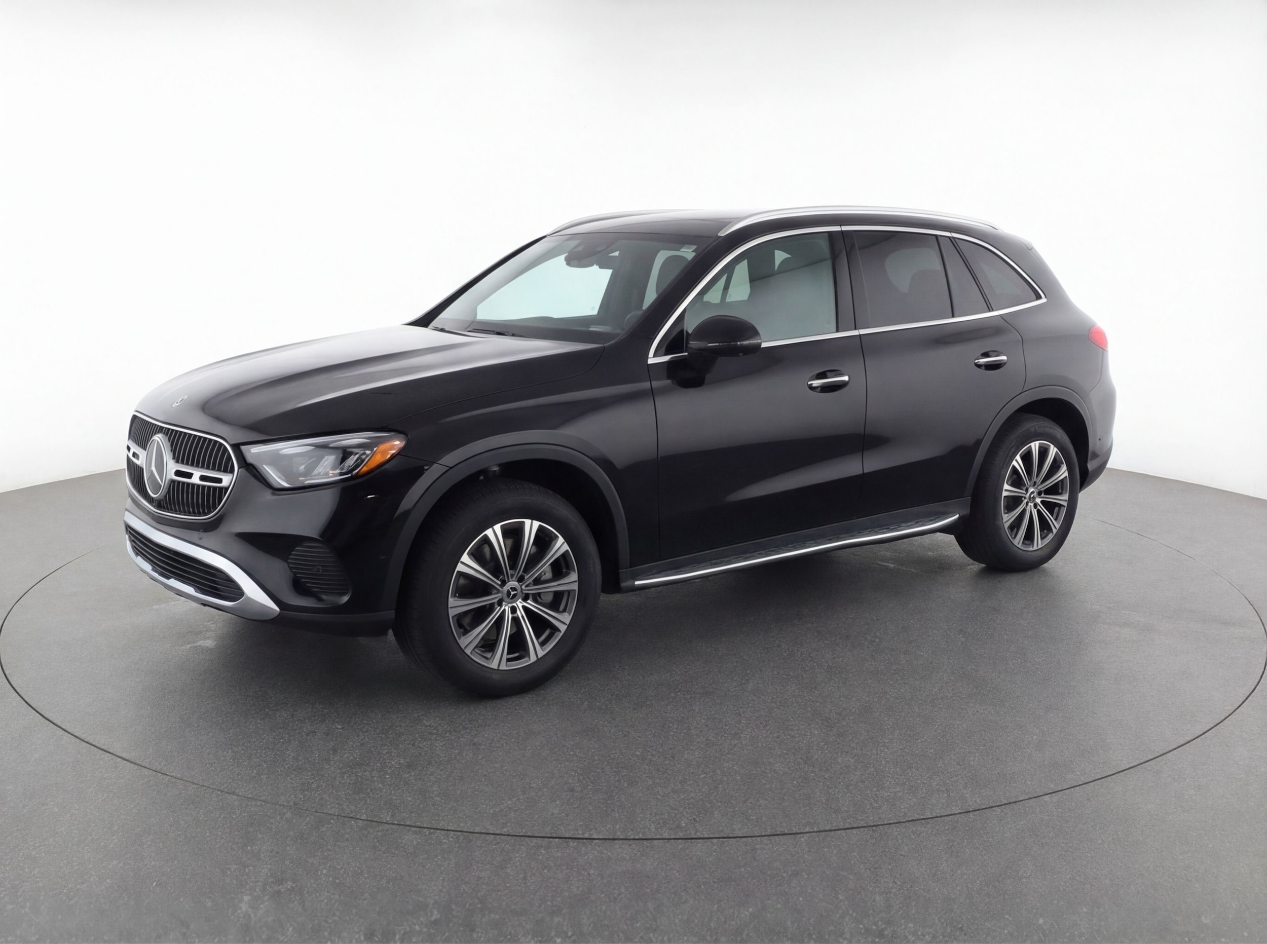 Thumbnail: 2024 Mercedes-Benz GLC - 3