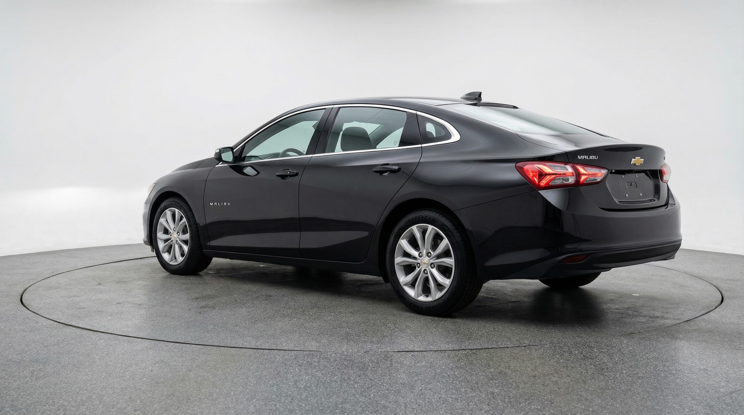 Thumbnail: 2024 Chevrolet Malibu - 5