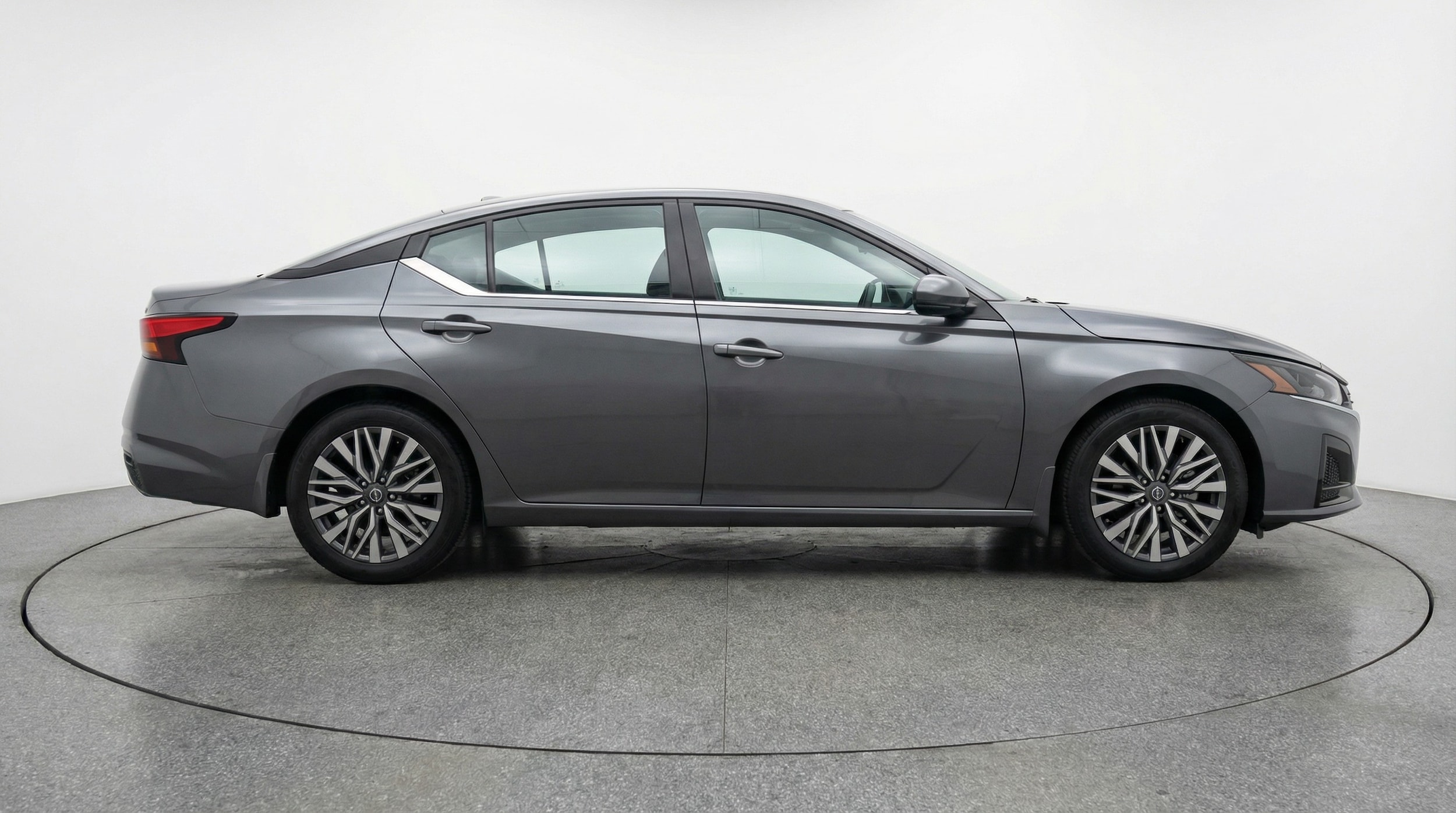 Thumbnail: 2025 Nissan Altima - 8