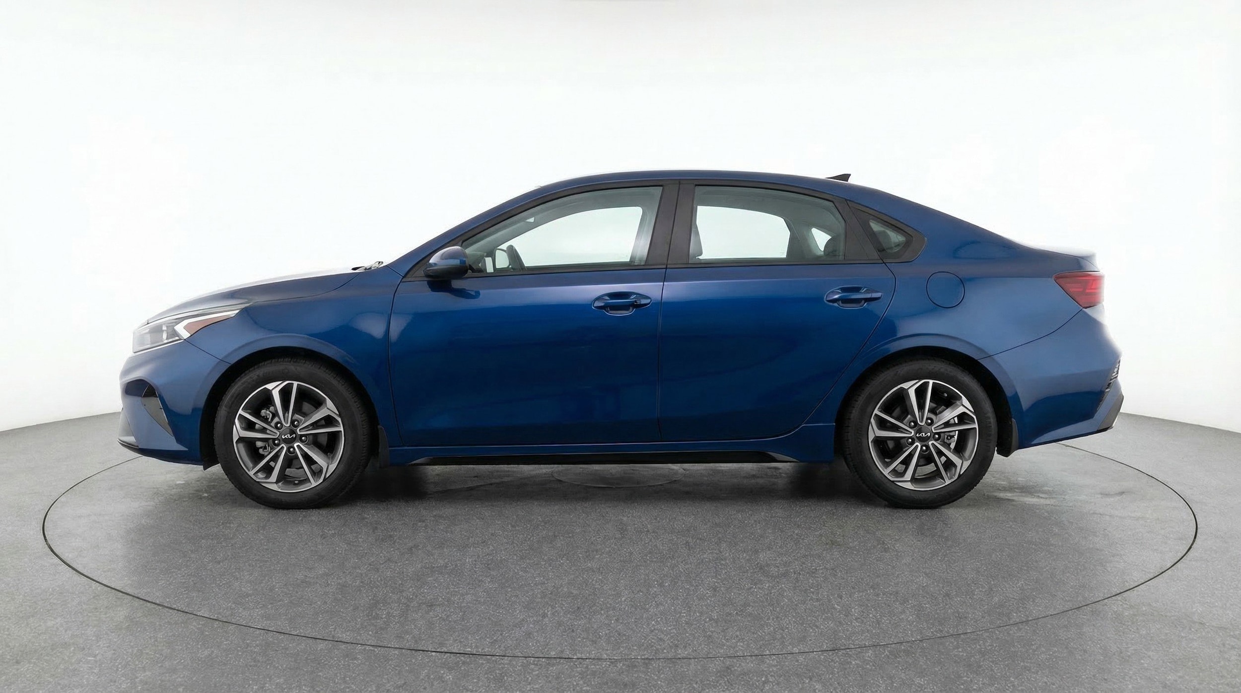 Thumbnail: 2024 Kia Forte - 5