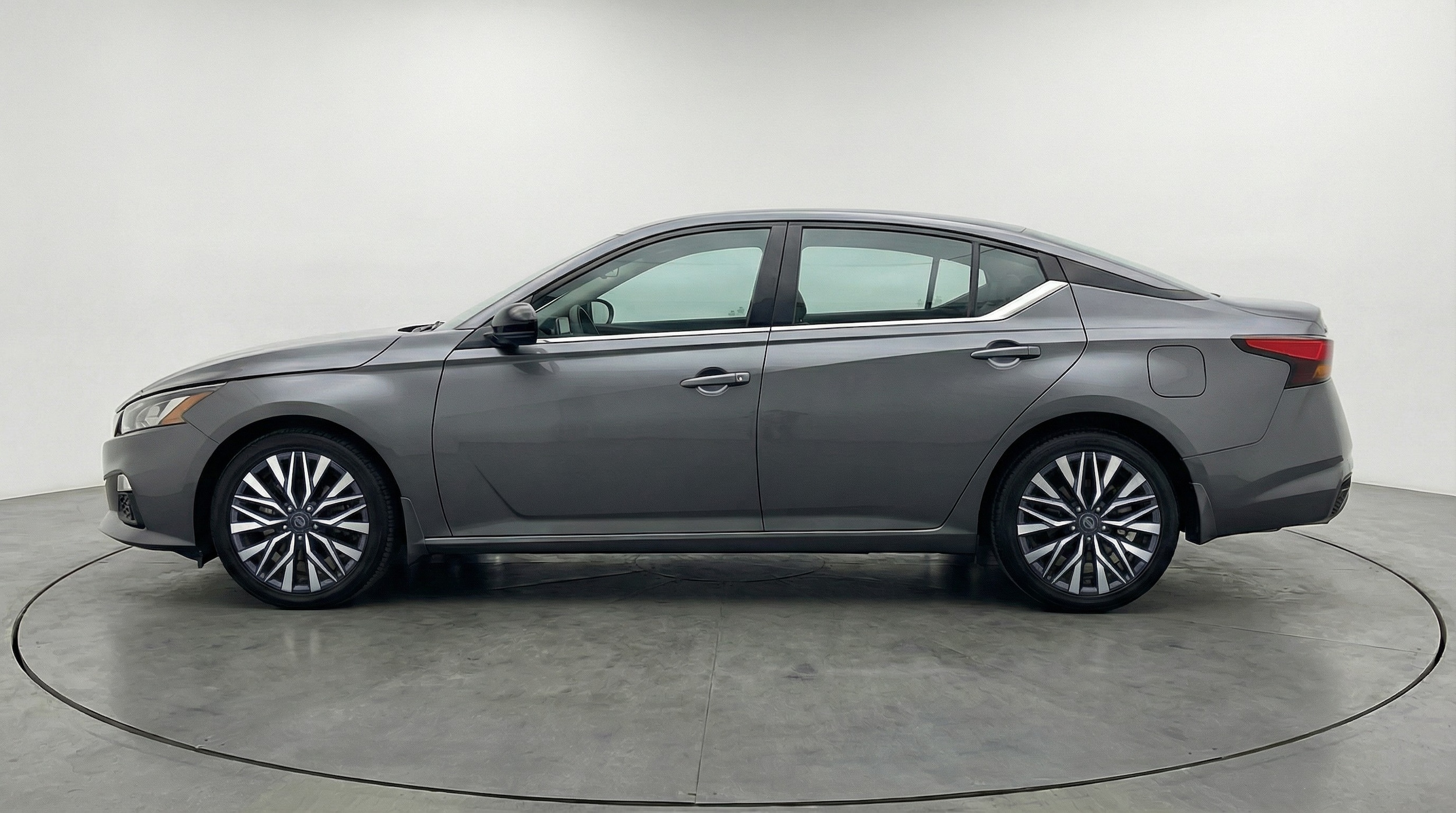 Thumbnail: 2025 Nissan Altima - 4