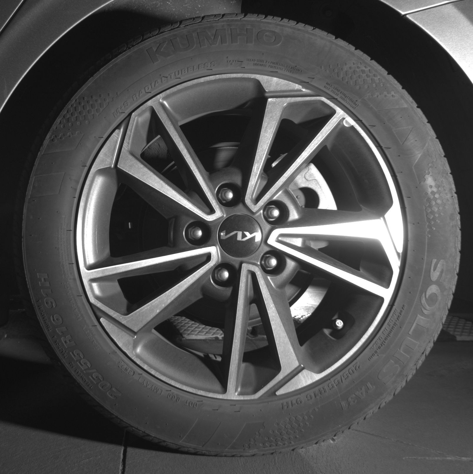 Thumbnail: 2024 Kia Forte - 16
