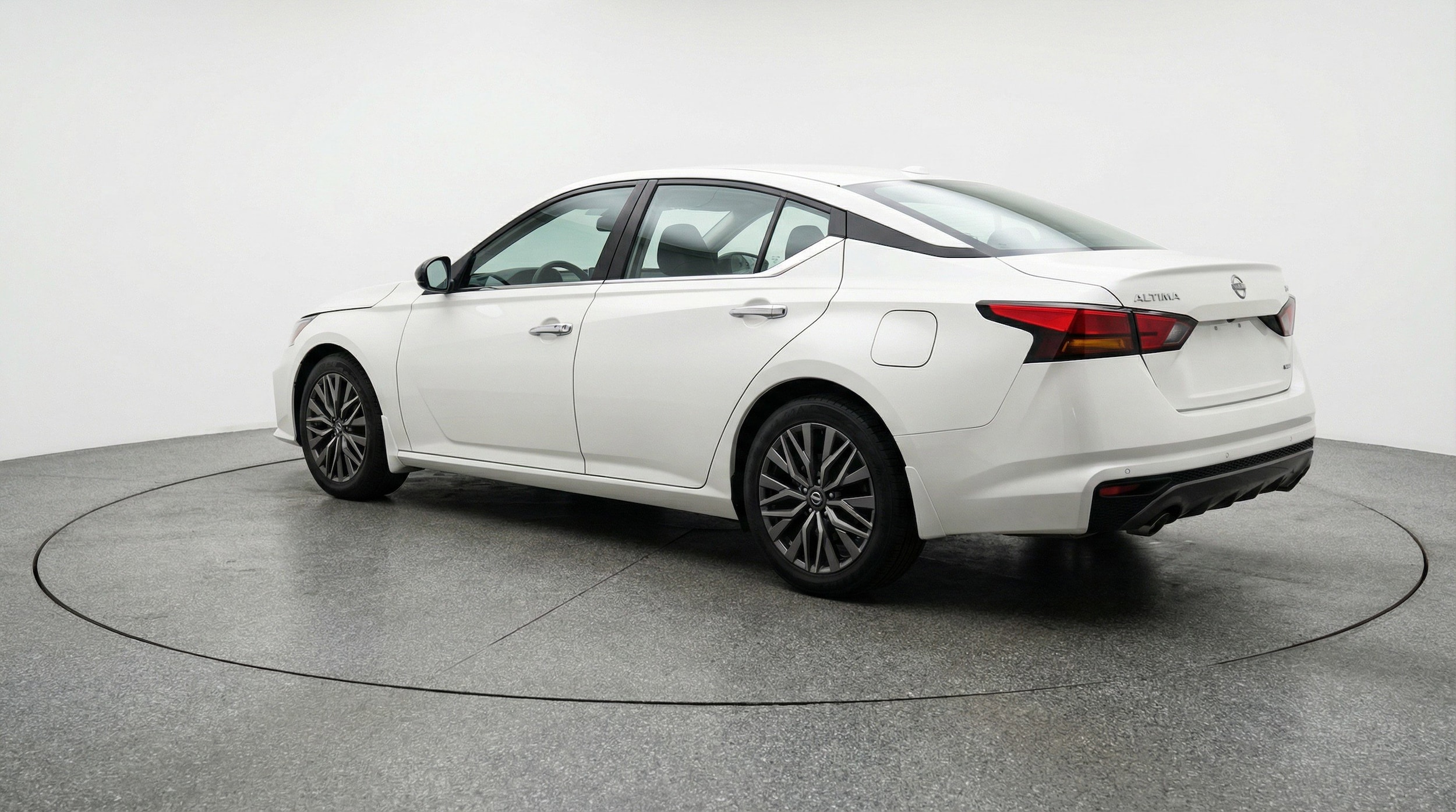 Thumbnail: 2025 Nissan Altima - 6