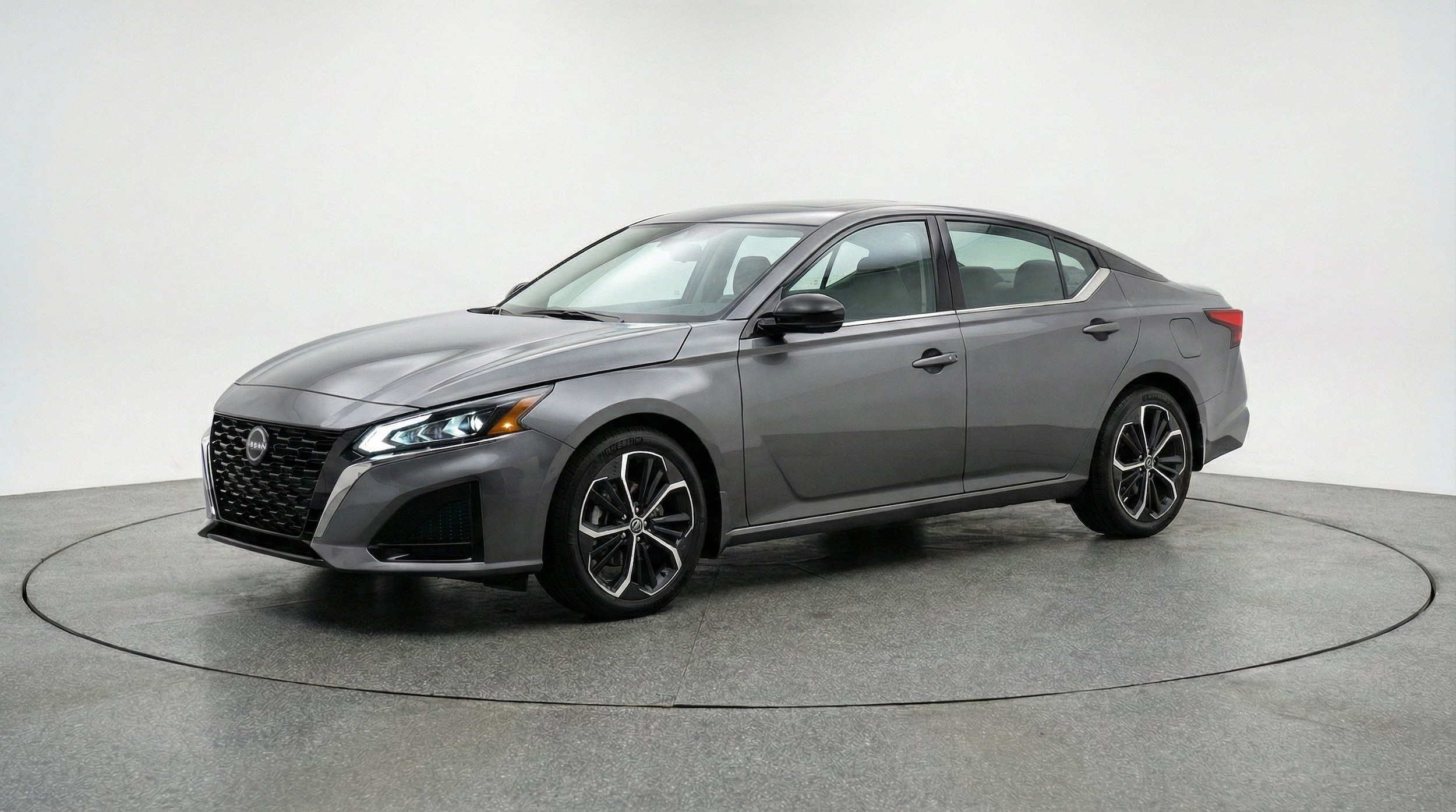 Thumbnail: 2025 Nissan Altima - 3