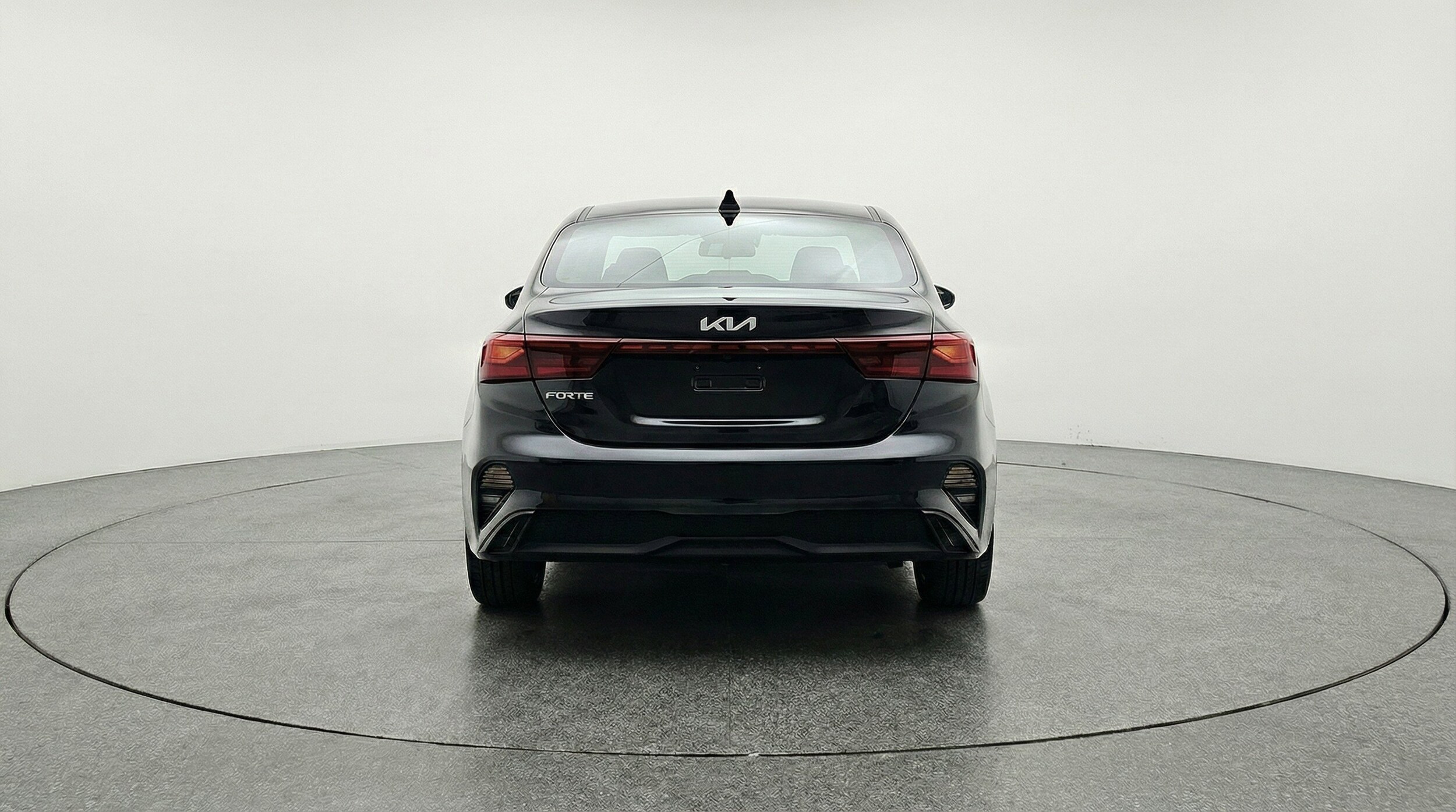 Thumbnail: 2024 Kia Forte - 7