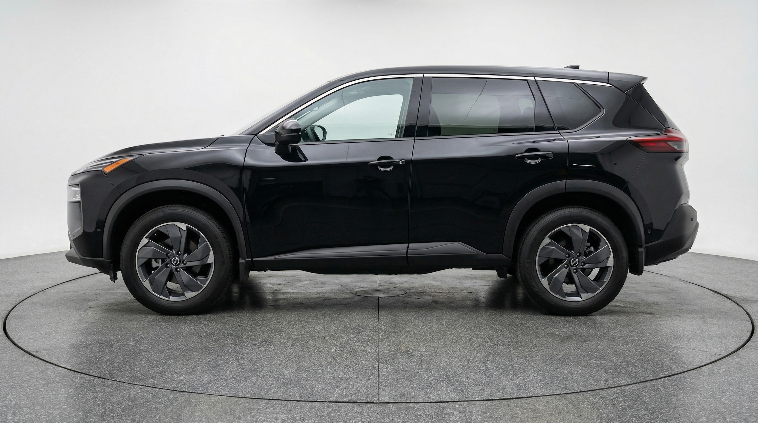 Thumbnail: 2025 Nissan Rogue - 4