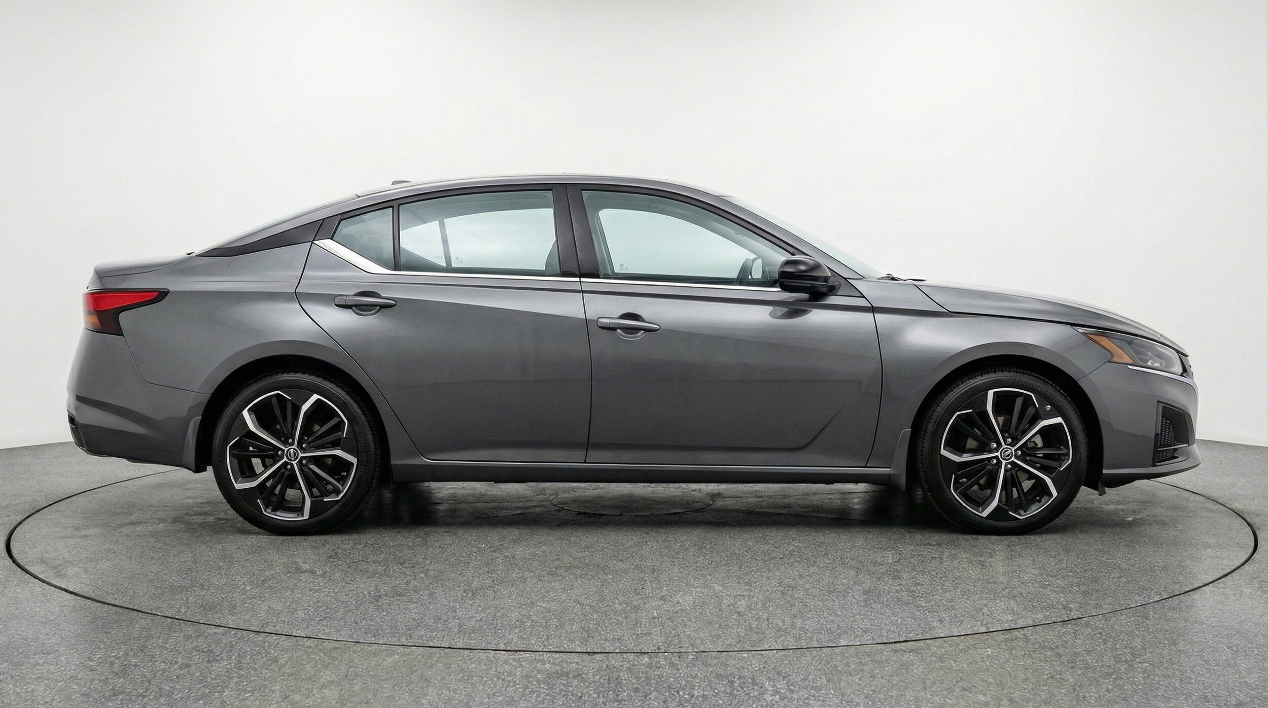 Thumbnail: 2025 Nissan Altima - 10