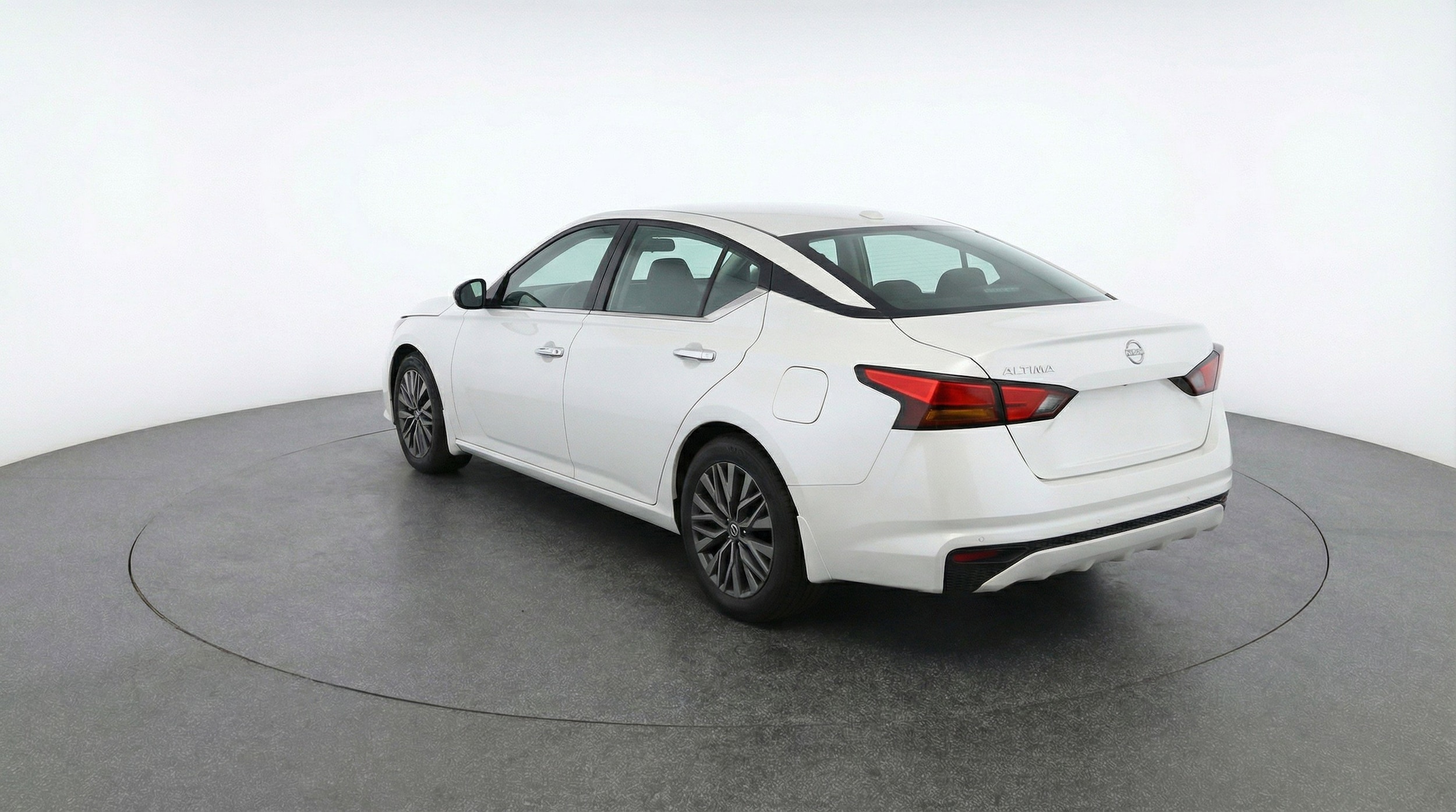 Thumbnail: 2025 Nissan Altima - 6