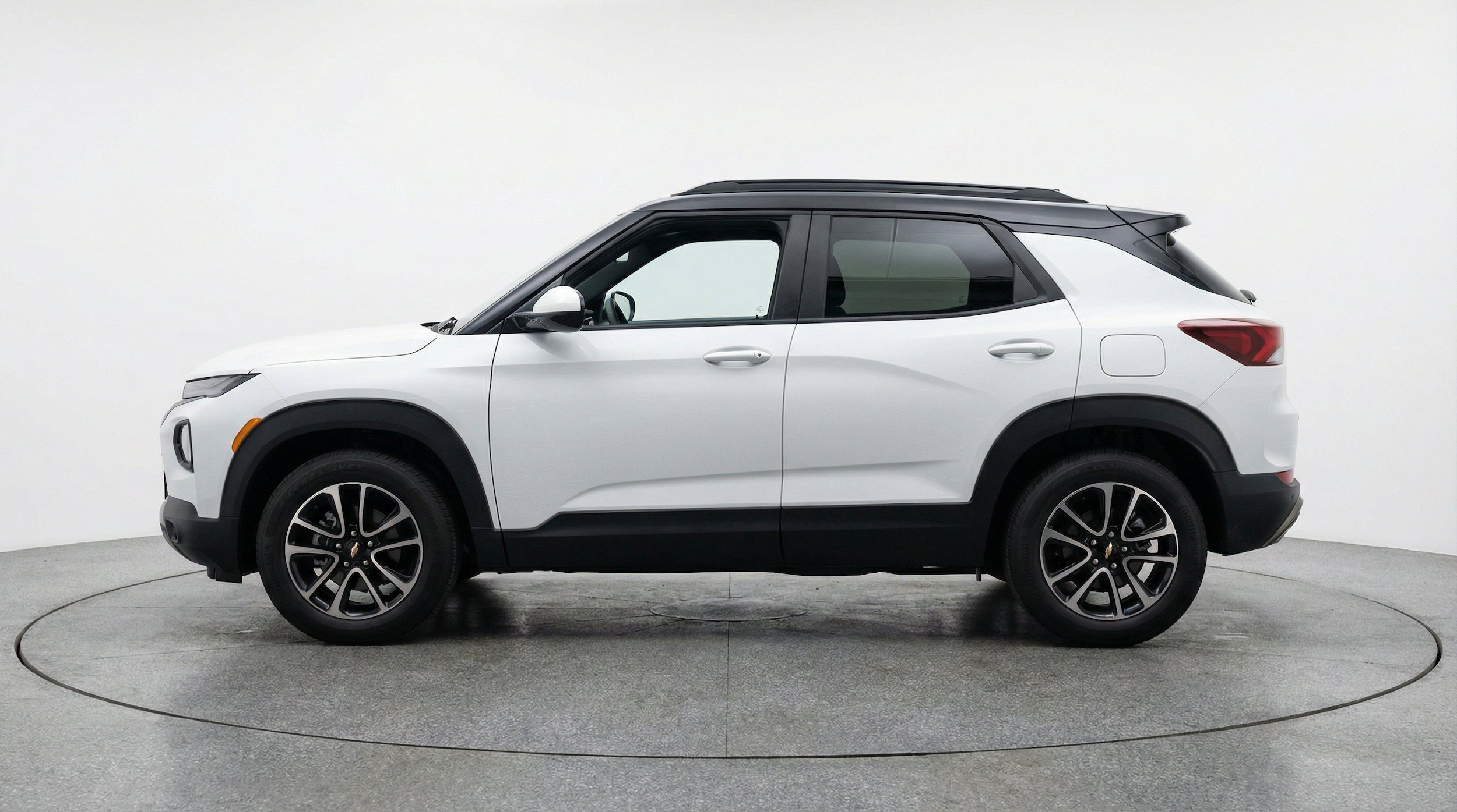 Thumbnail: 2025 Chevrolet TrailBlazer - 5