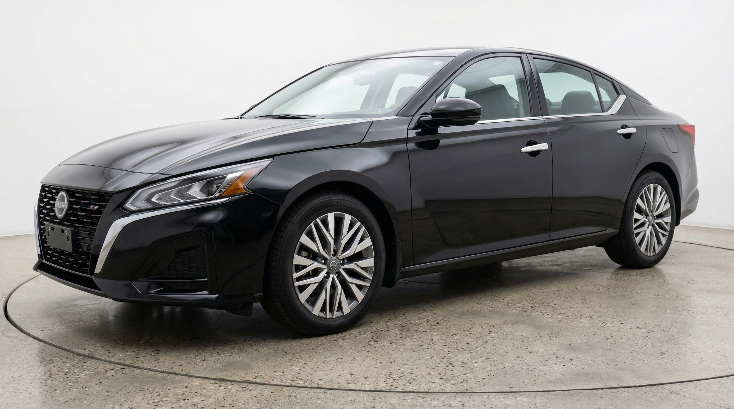 Thumbnail: 2025 Nissan Altima - 3