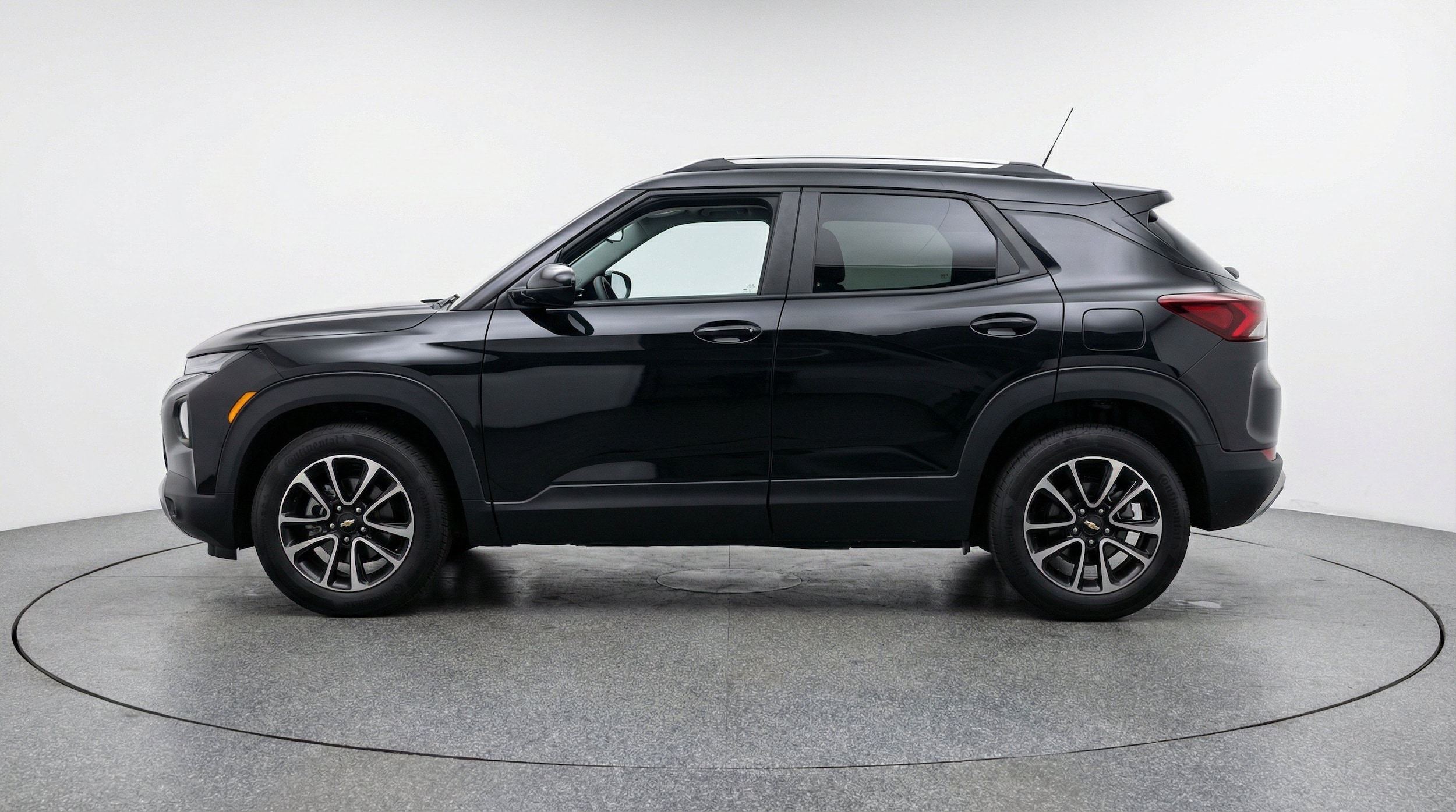 Thumbnail: 2025 Chevrolet TrailBlazer - 5