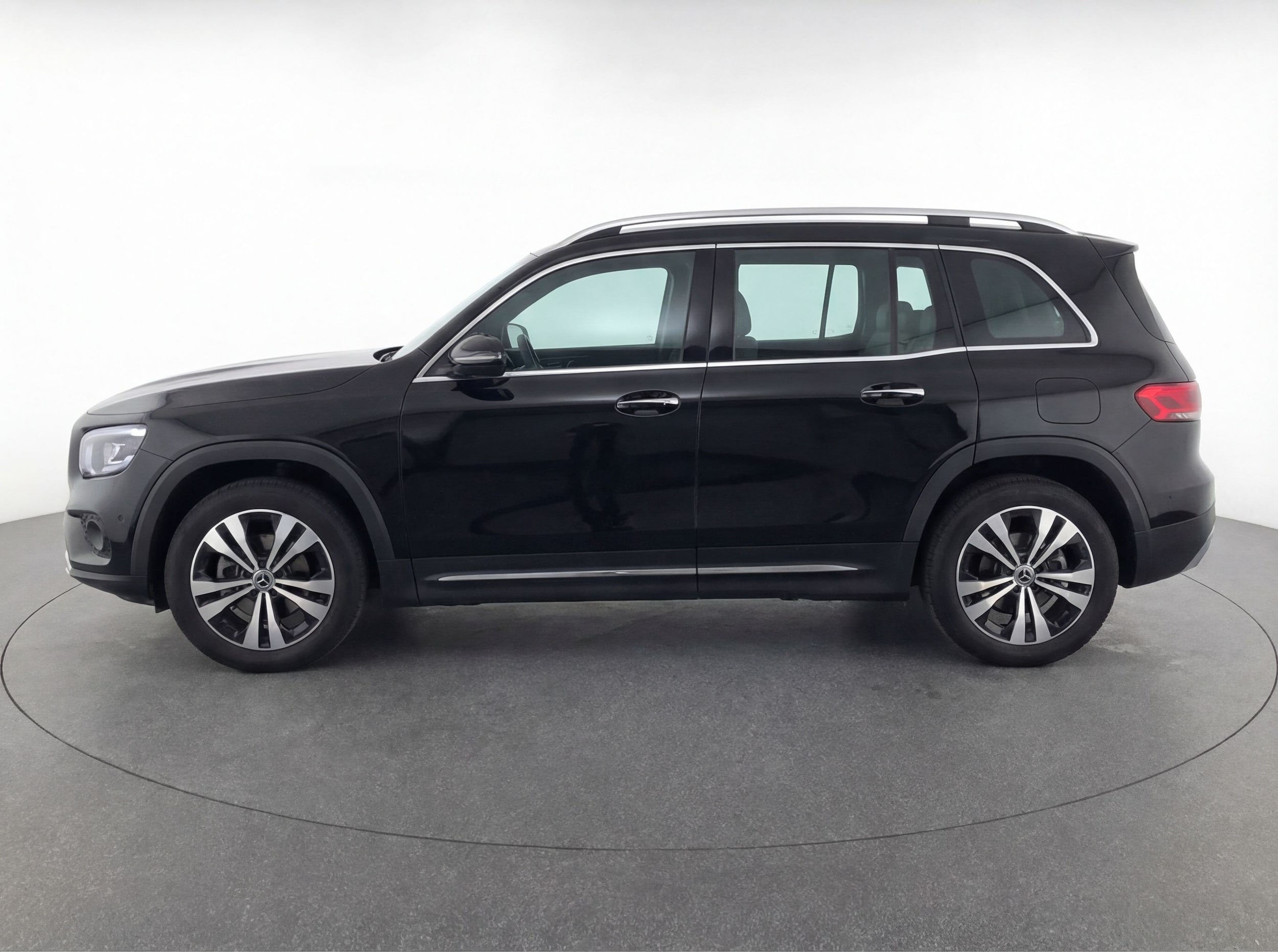 Thumbnail: 2024 Mercedes-Benz GLB - 5