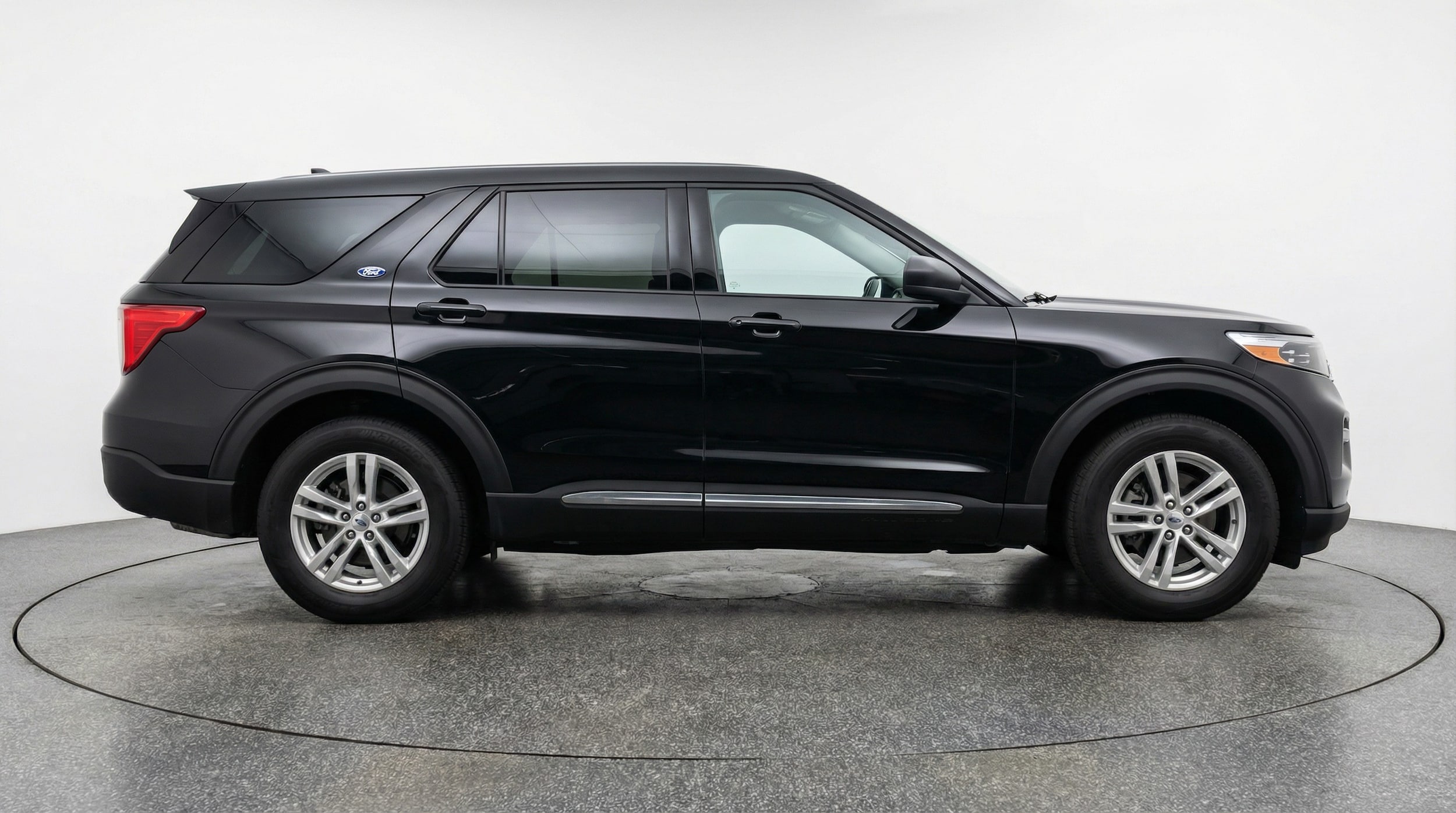 Thumbnail: 2024 Ford Explorer - 8