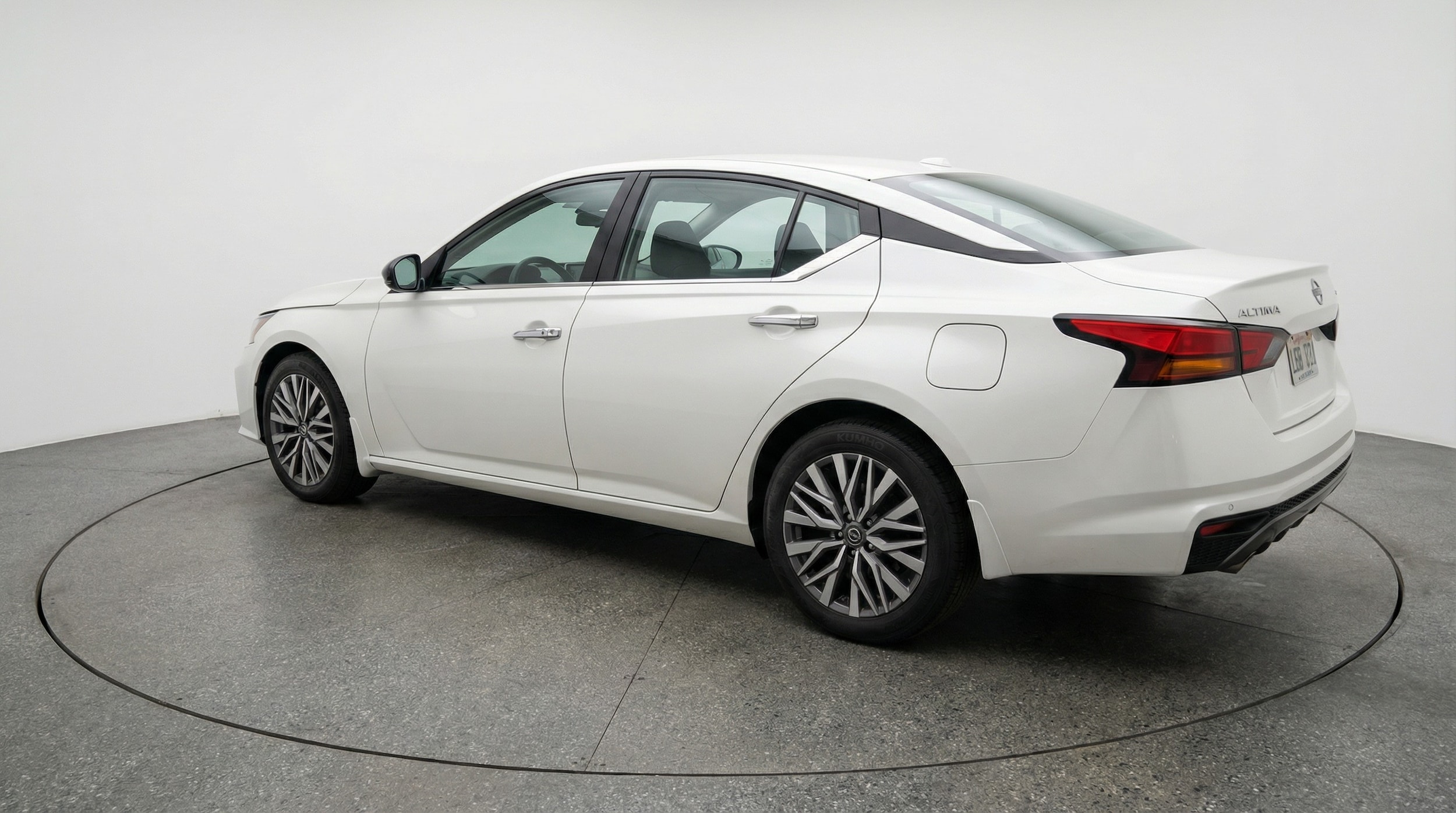 Thumbnail: 2025 Nissan Altima - 5