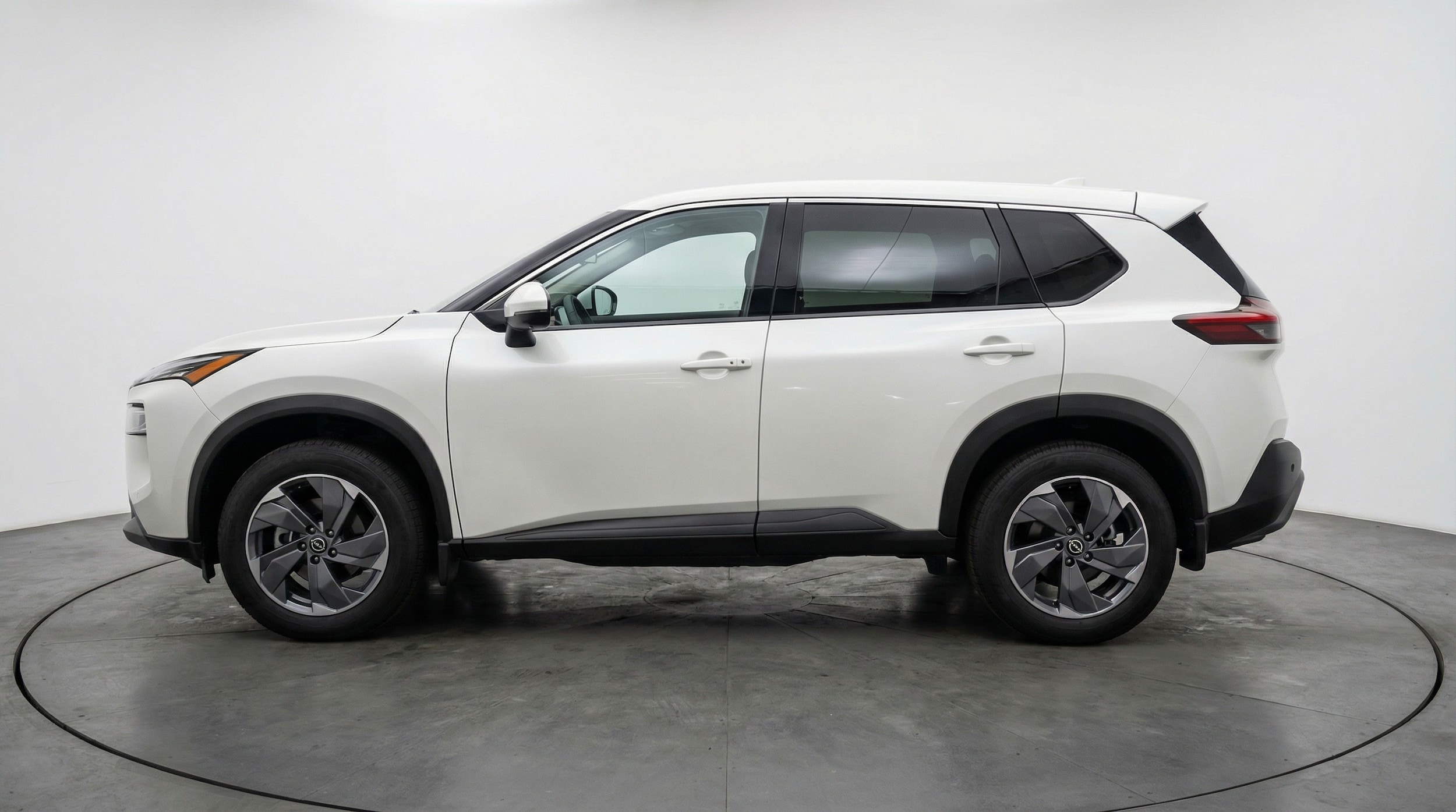 Thumbnail: 2025 Nissan Rogue - 4