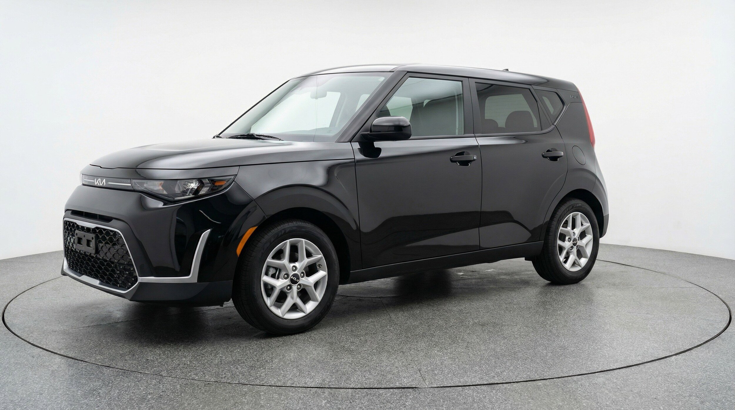 Thumbnail: 2025 Kia Soul - 3