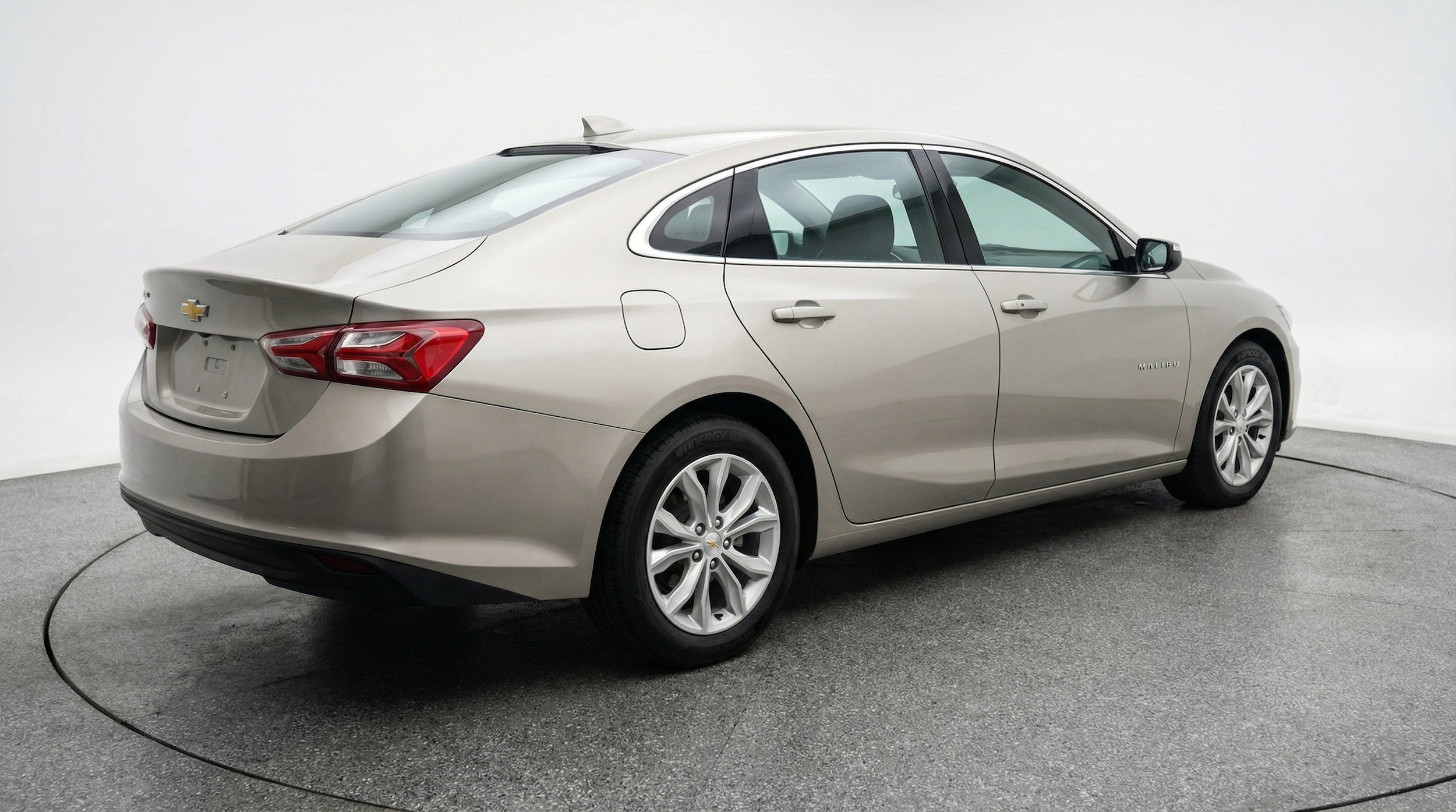 Thumbnail: 2024 Chevrolet Malibu - 9