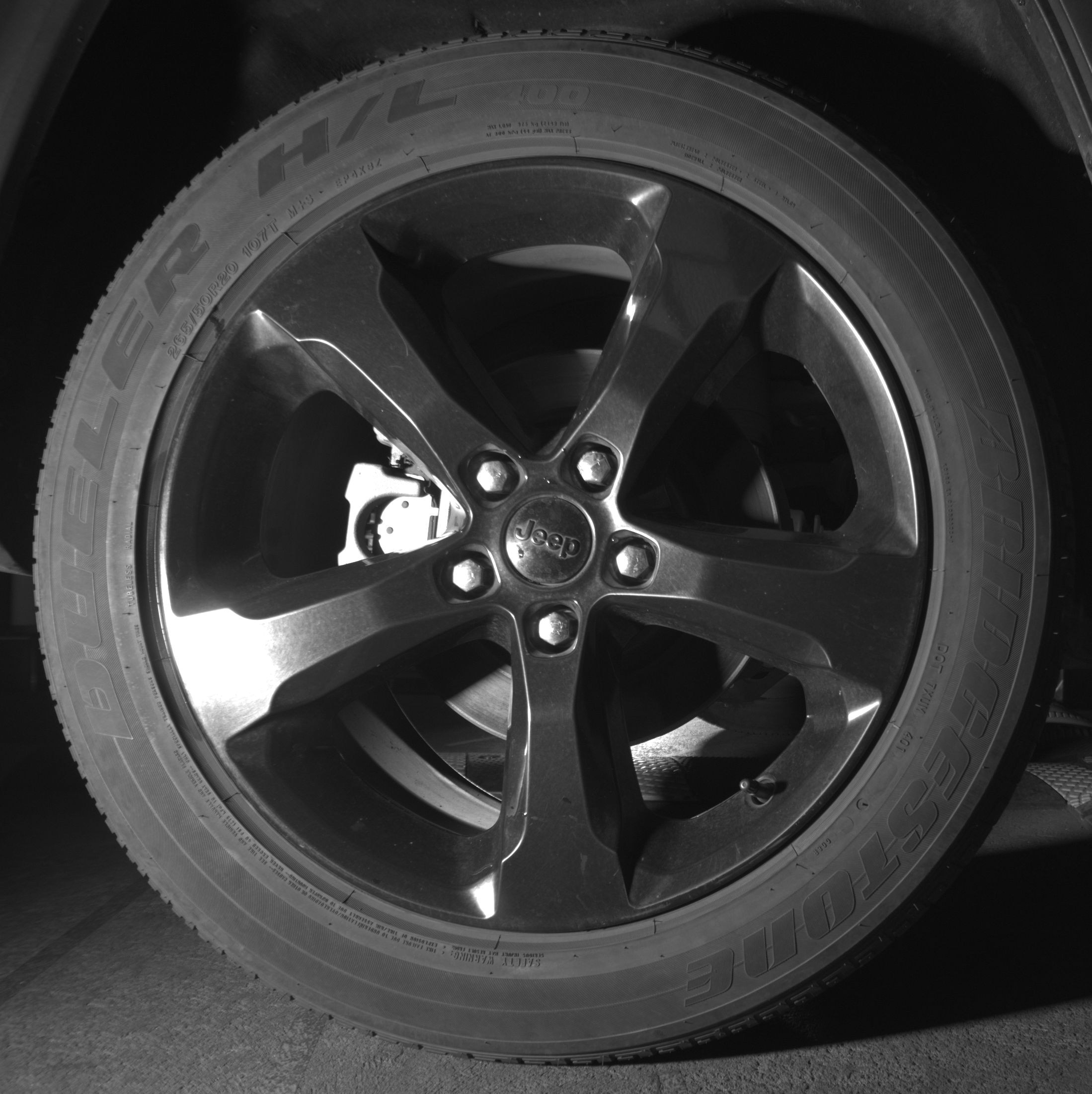 Thumbnail: 2023 Jeep Grand Cherokee - 12