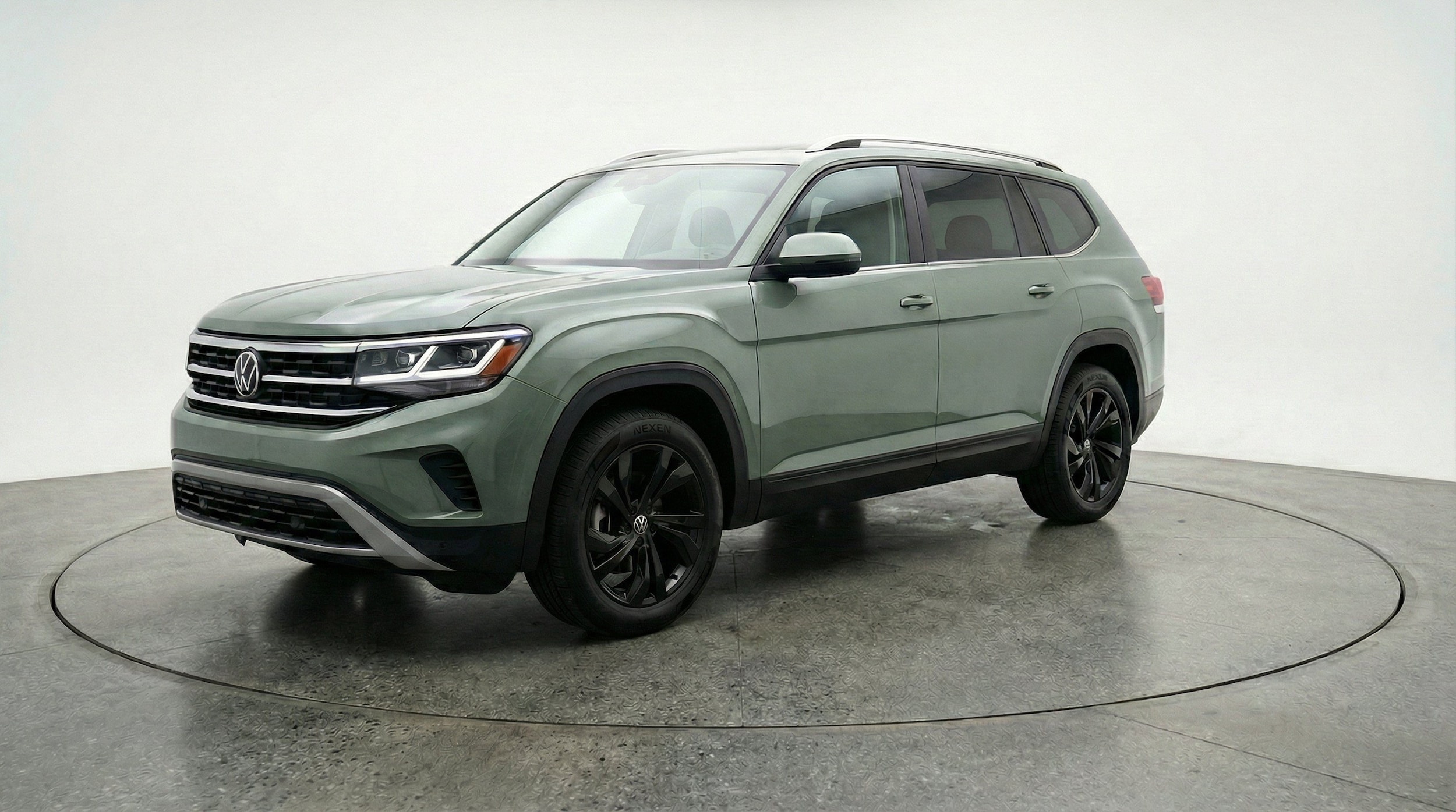 Thumbnail: 2026 Volkswagen Atlas - 3