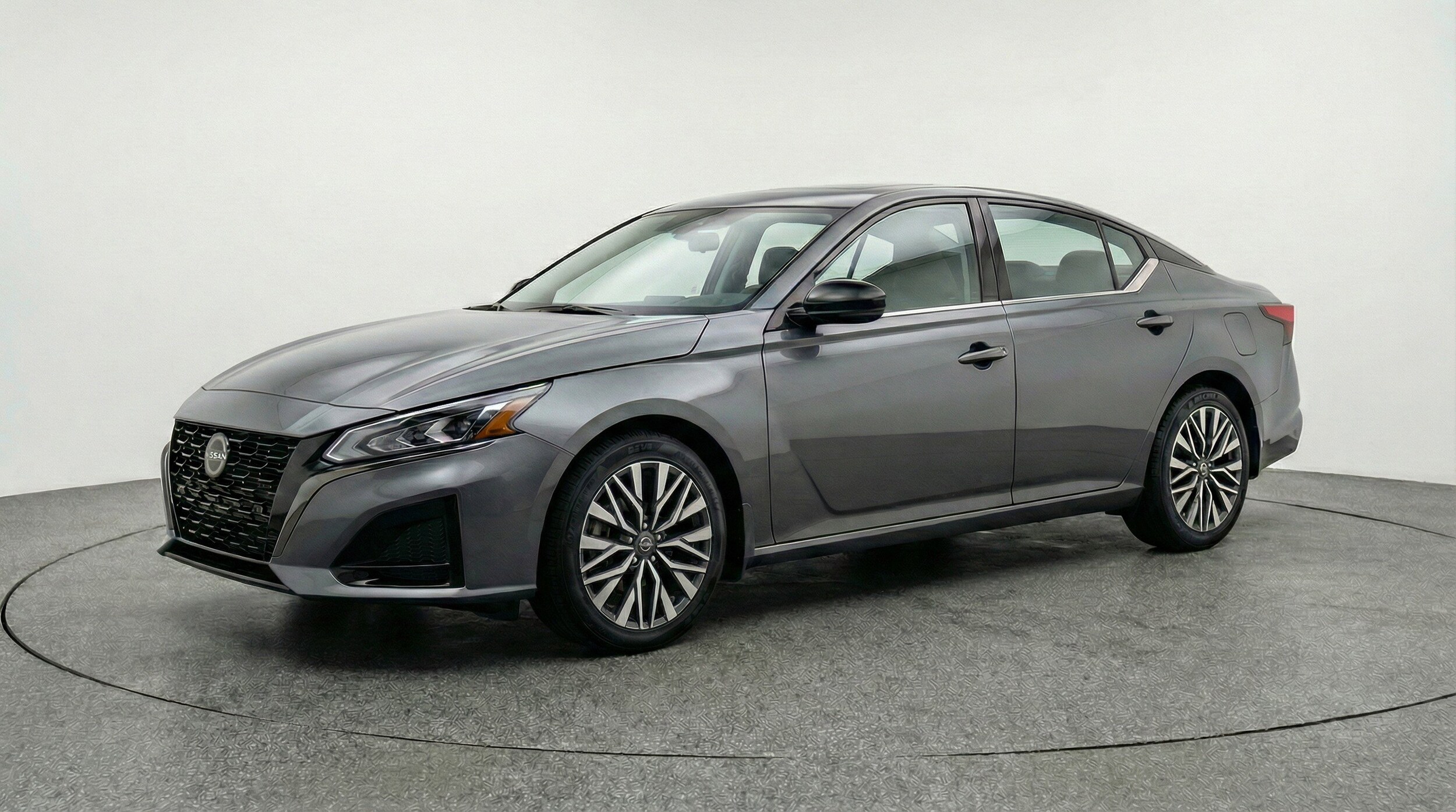 Thumbnail: 2025 Nissan Altima - 3