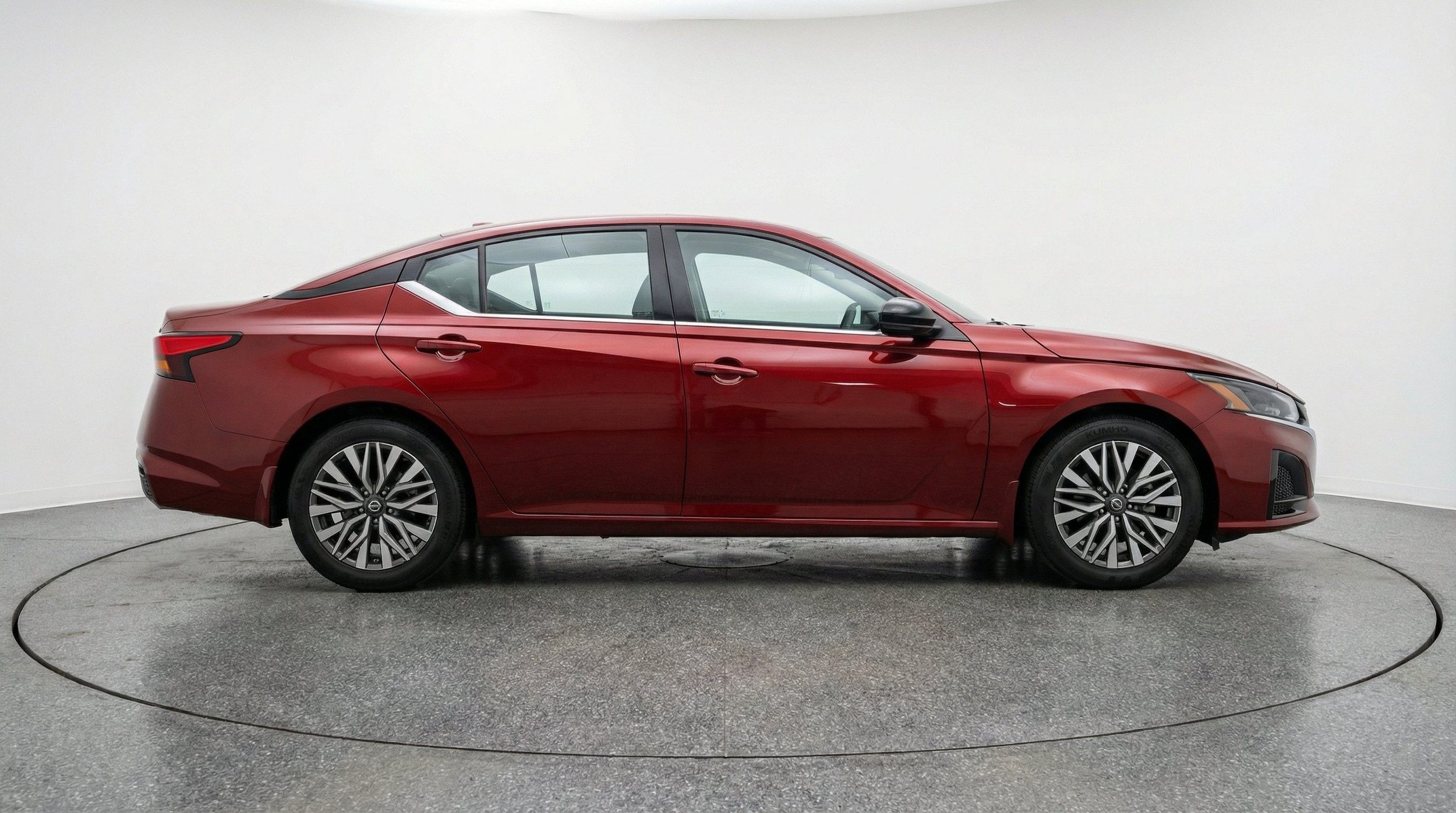 Thumbnail: 2025 Nissan Altima - 10
