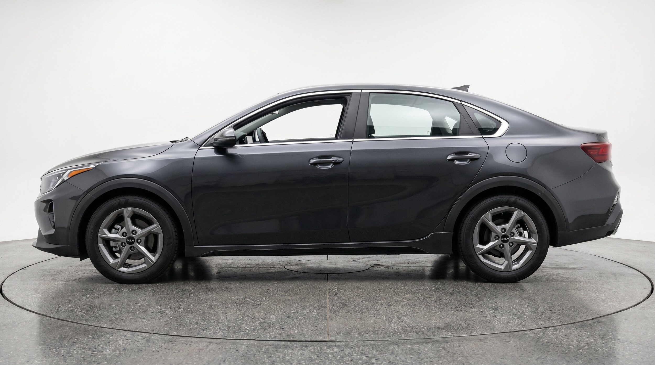 Thumbnail: 2025 Kia K4 - 5