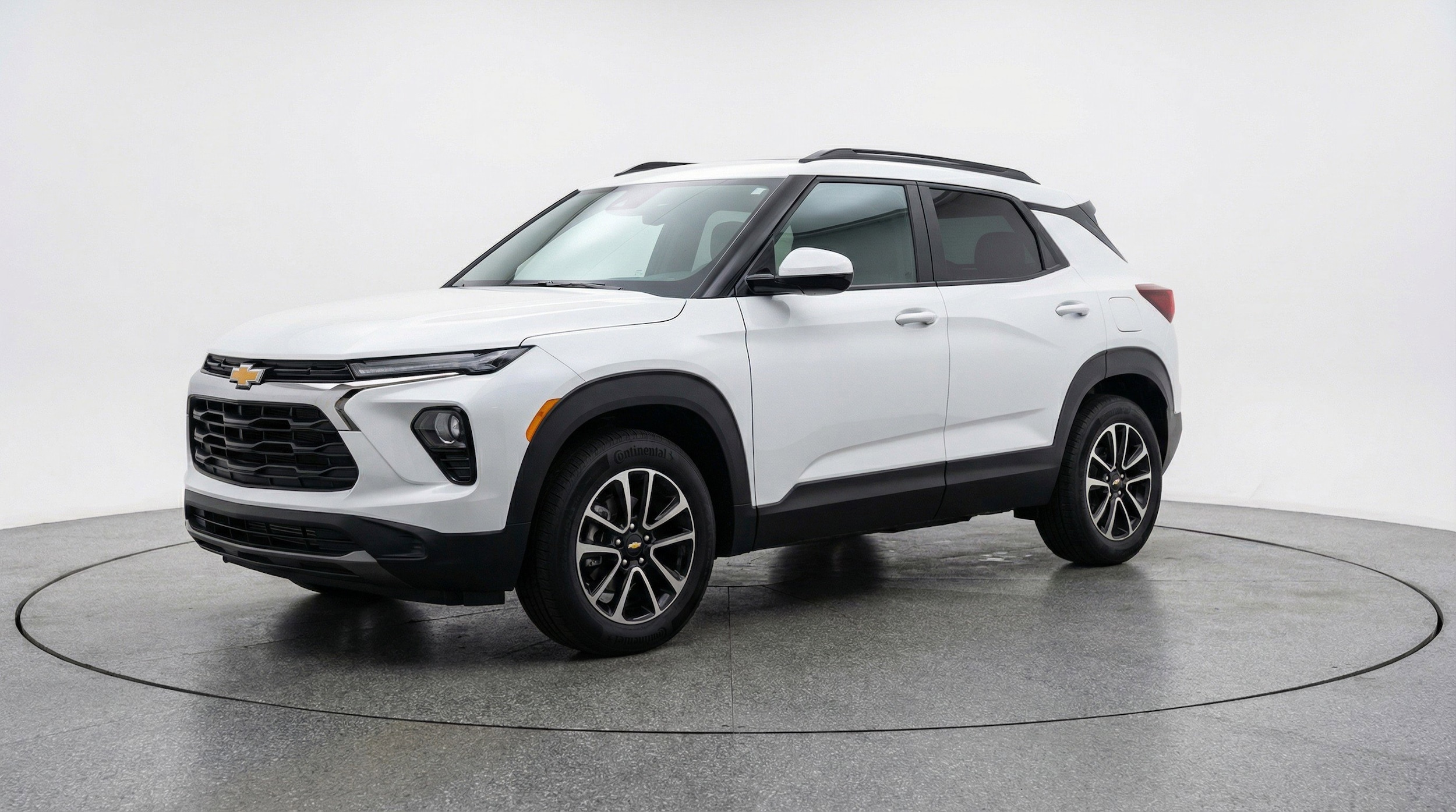 Thumbnail: 2025 Chevrolet TrailBlazer - 3