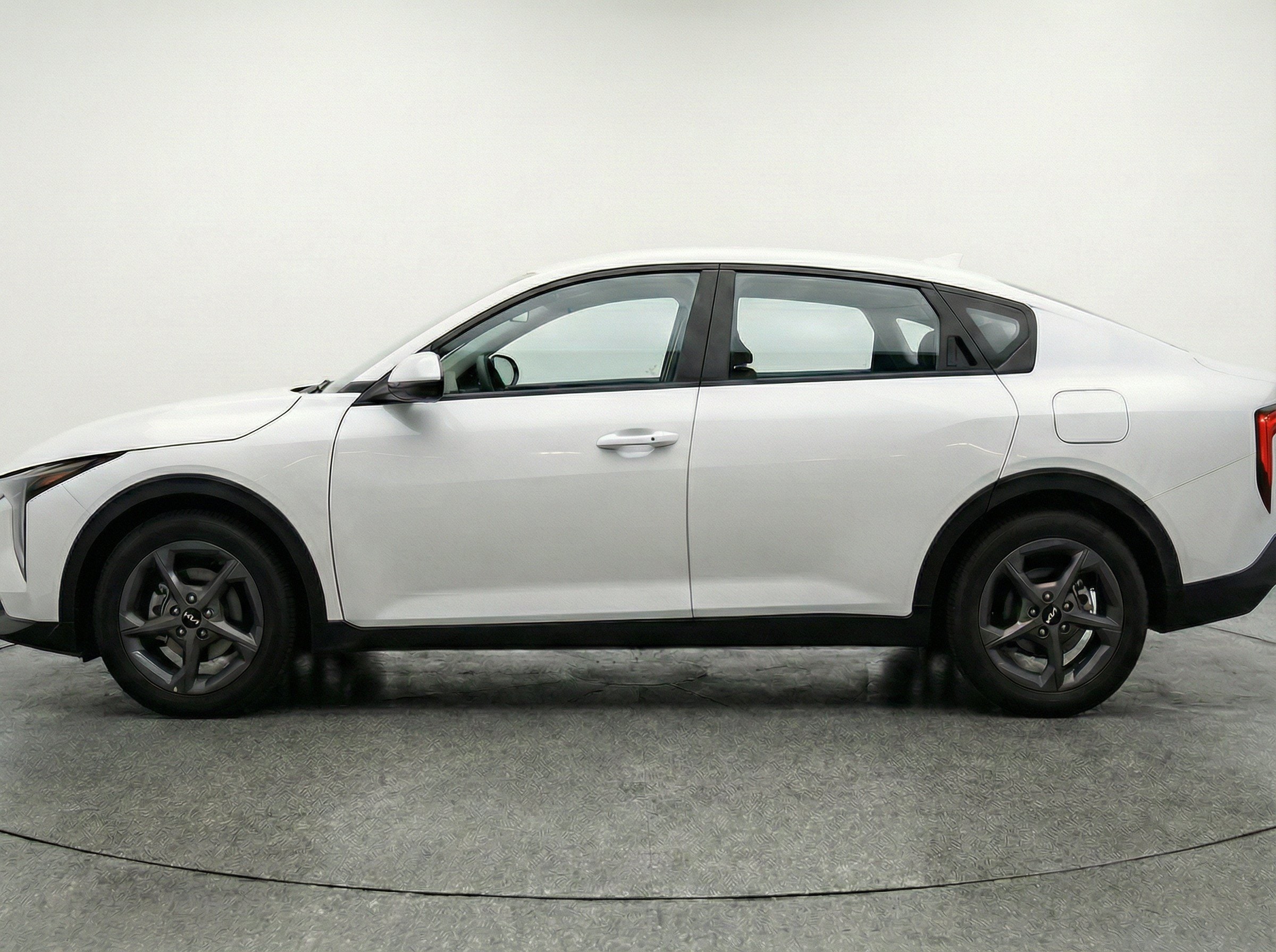 Thumbnail: 2025 Kia K4 - 5