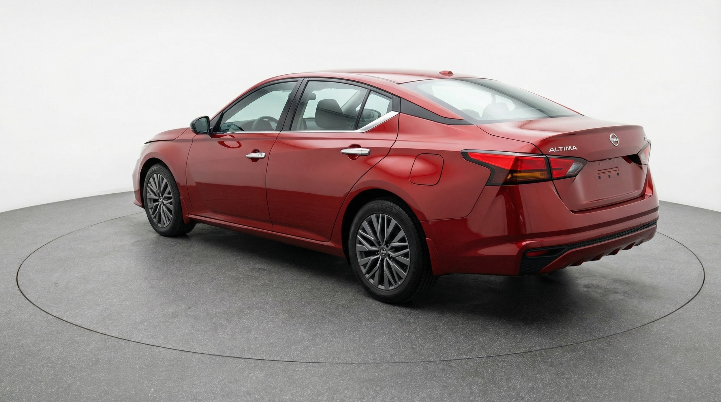 Thumbnail: 2025 Nissan Altima - 5