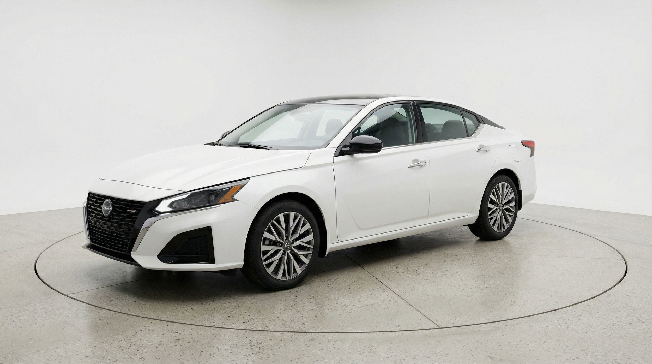 Thumbnail: 2025 Nissan Altima - 3