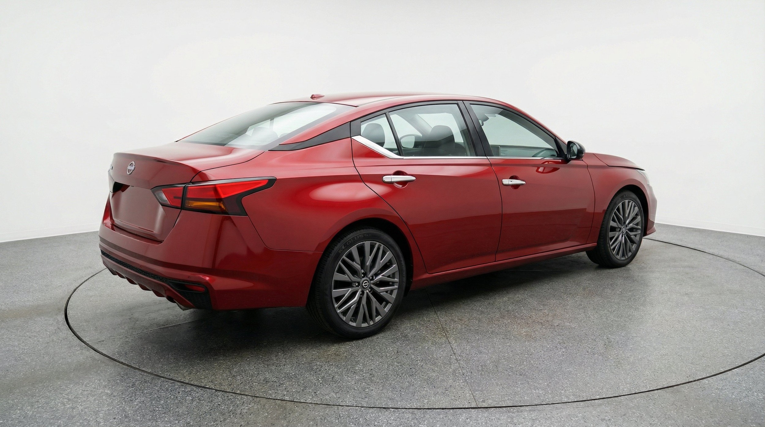 Thumbnail: 2025 Nissan Altima - 9