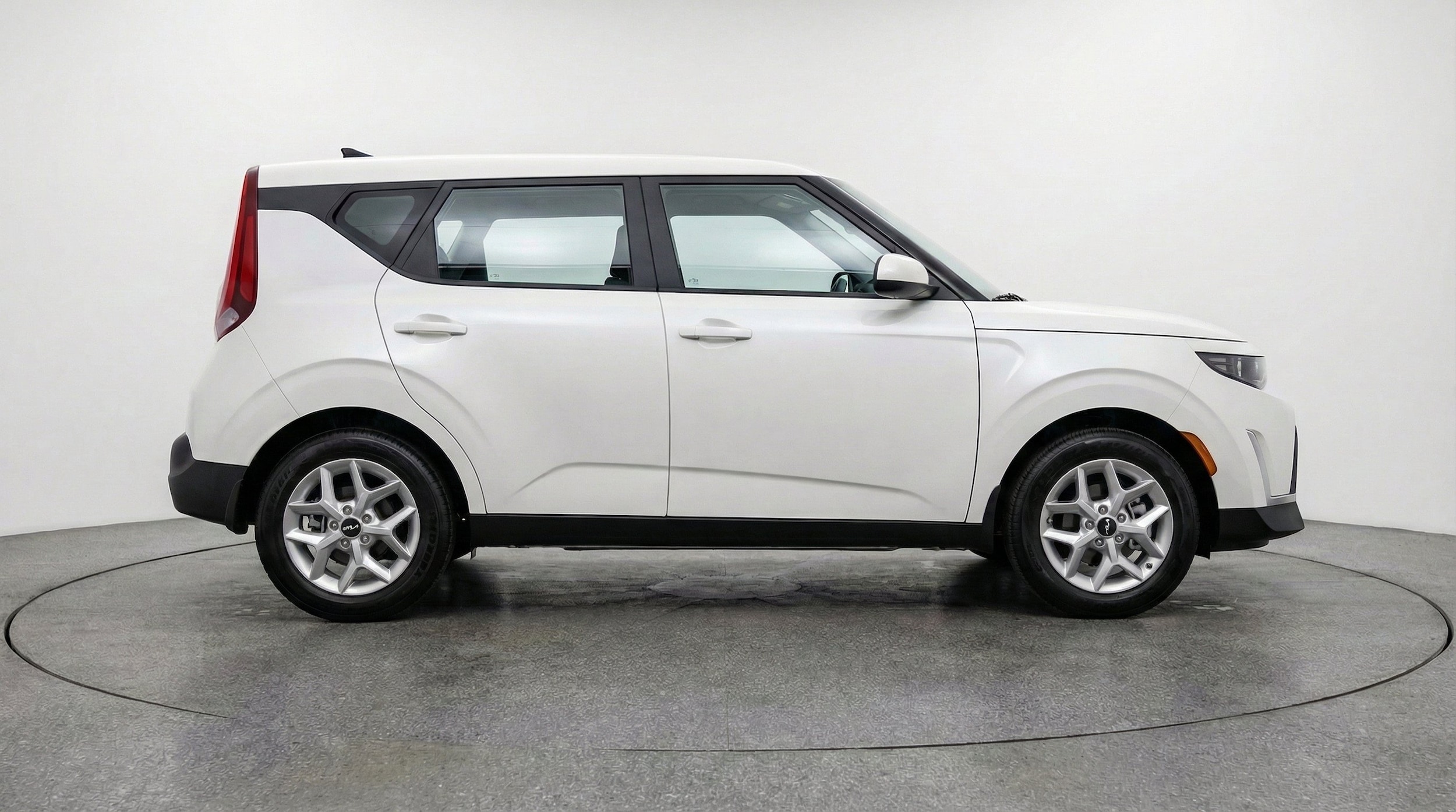 Thumbnail: 2025 Kia Soul - 11