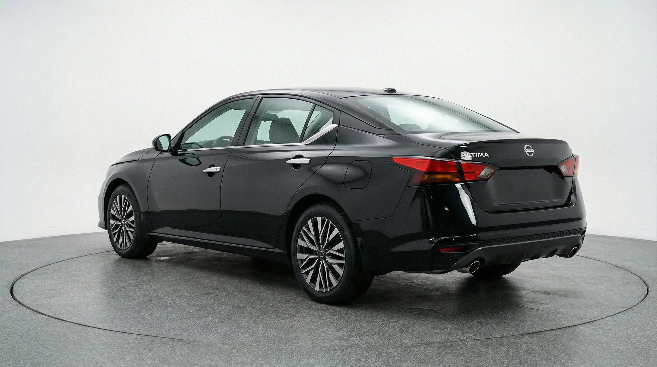 Thumbnail: 2025 Nissan Altima - 6