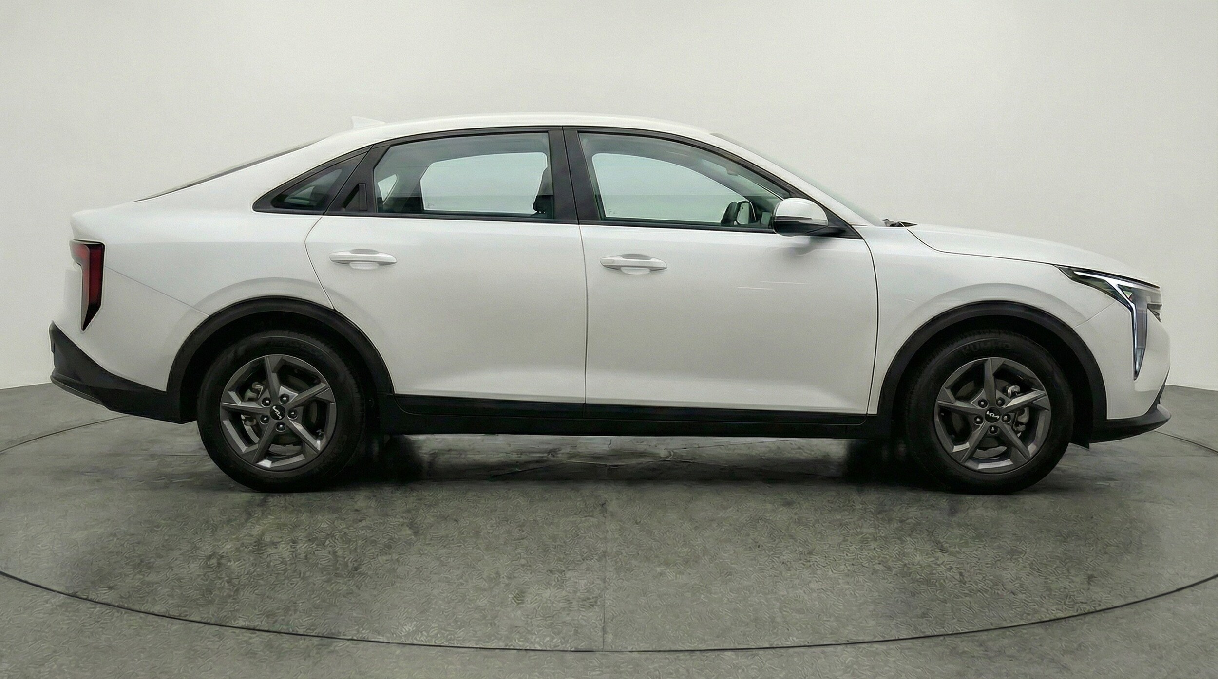 Thumbnail: 2025 Kia K4 - 11
