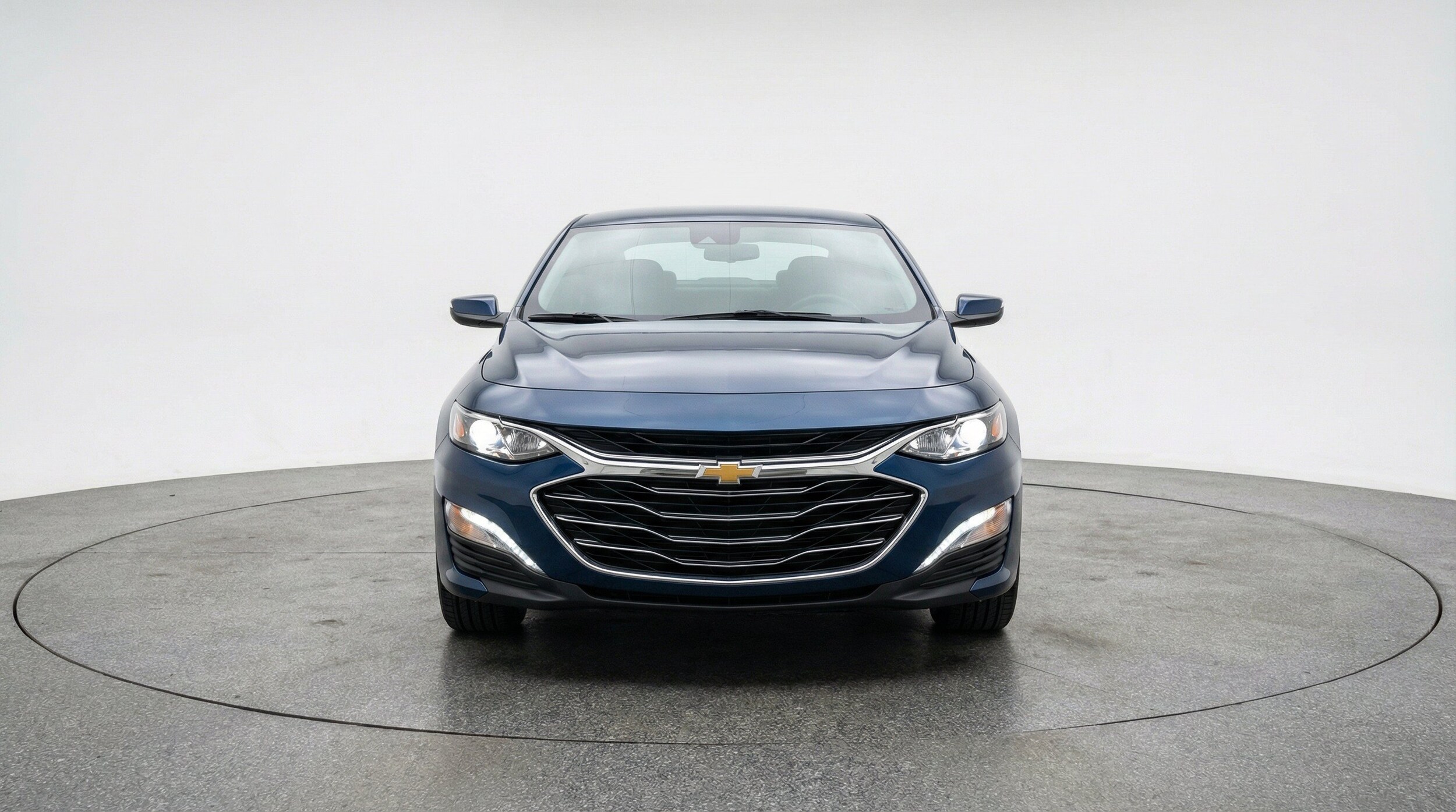 Thumbnail: 2024 Chevrolet Malibu - 2