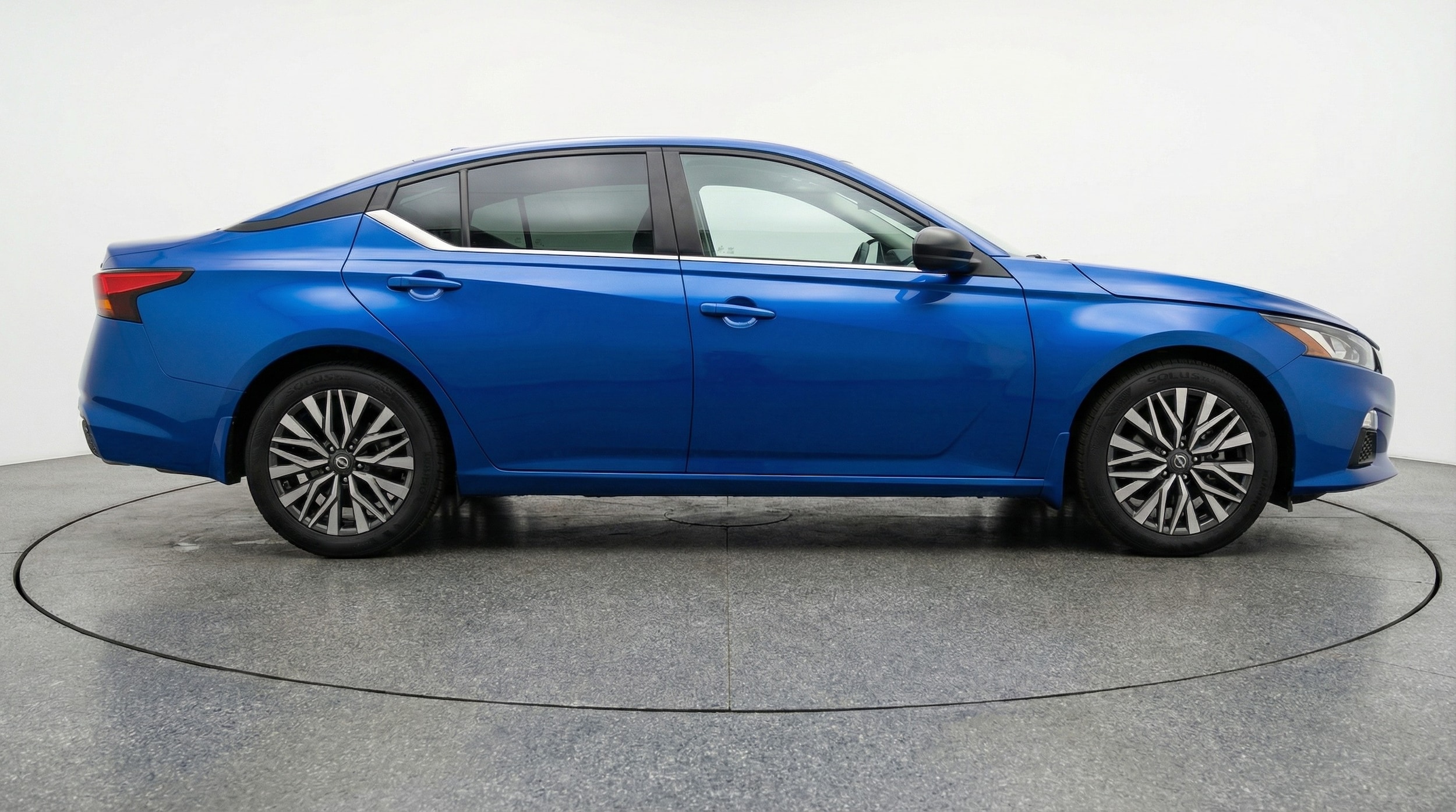 Thumbnail: 2025 Nissan Altima - 8