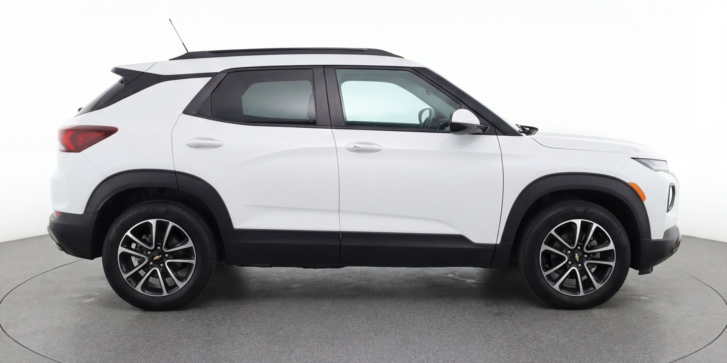 Thumbnail: 2025 Chevrolet TrailBlazer - 8