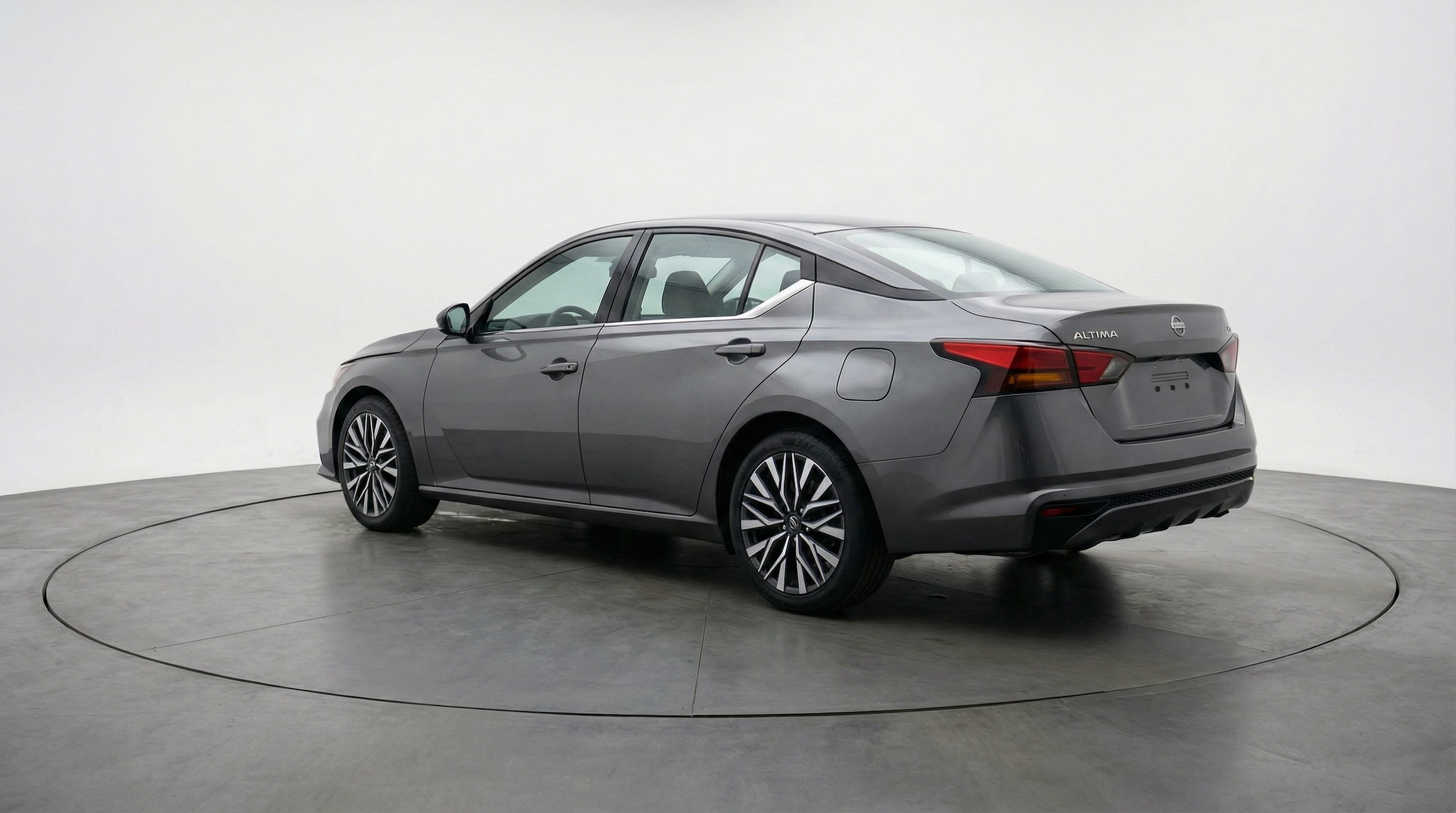 Thumbnail: 2025 Nissan Altima - 5