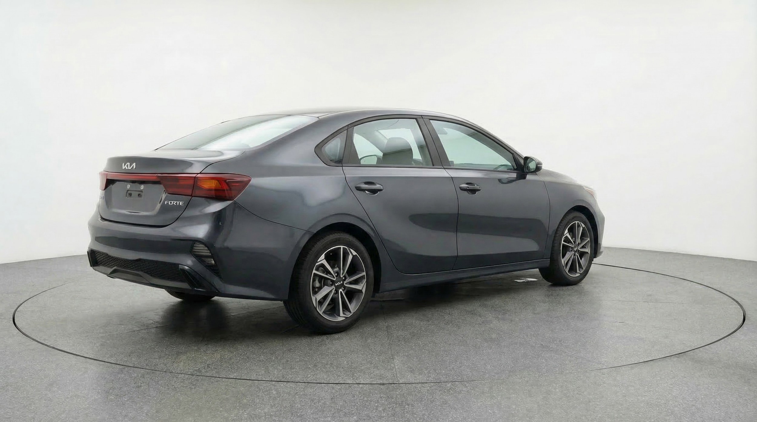 Thumbnail: 2024 Kia Forte - 9