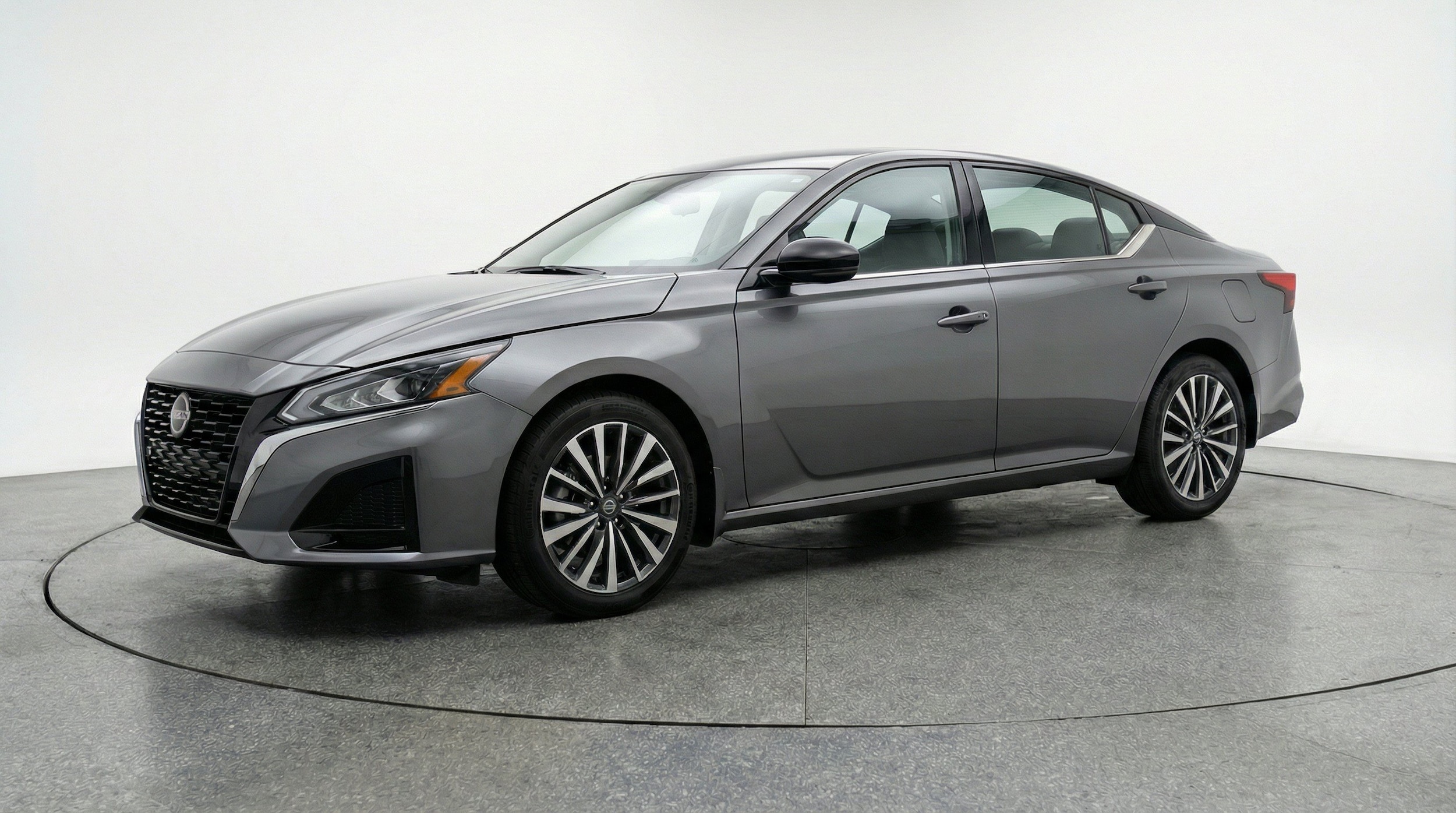 Thumbnail: 2025 Nissan Altima - 3
