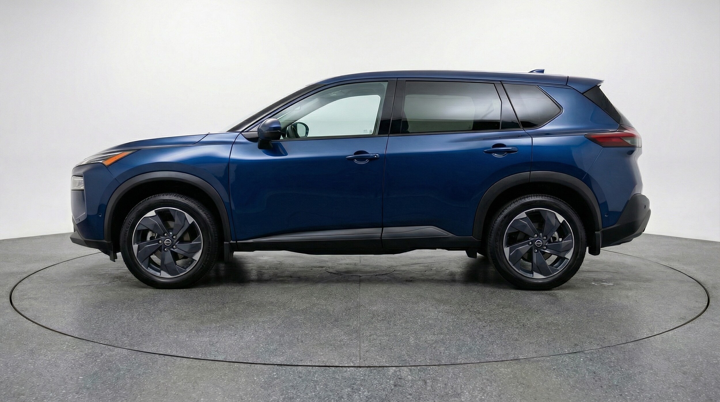 Thumbnail: 2025 Nissan Rogue - 4