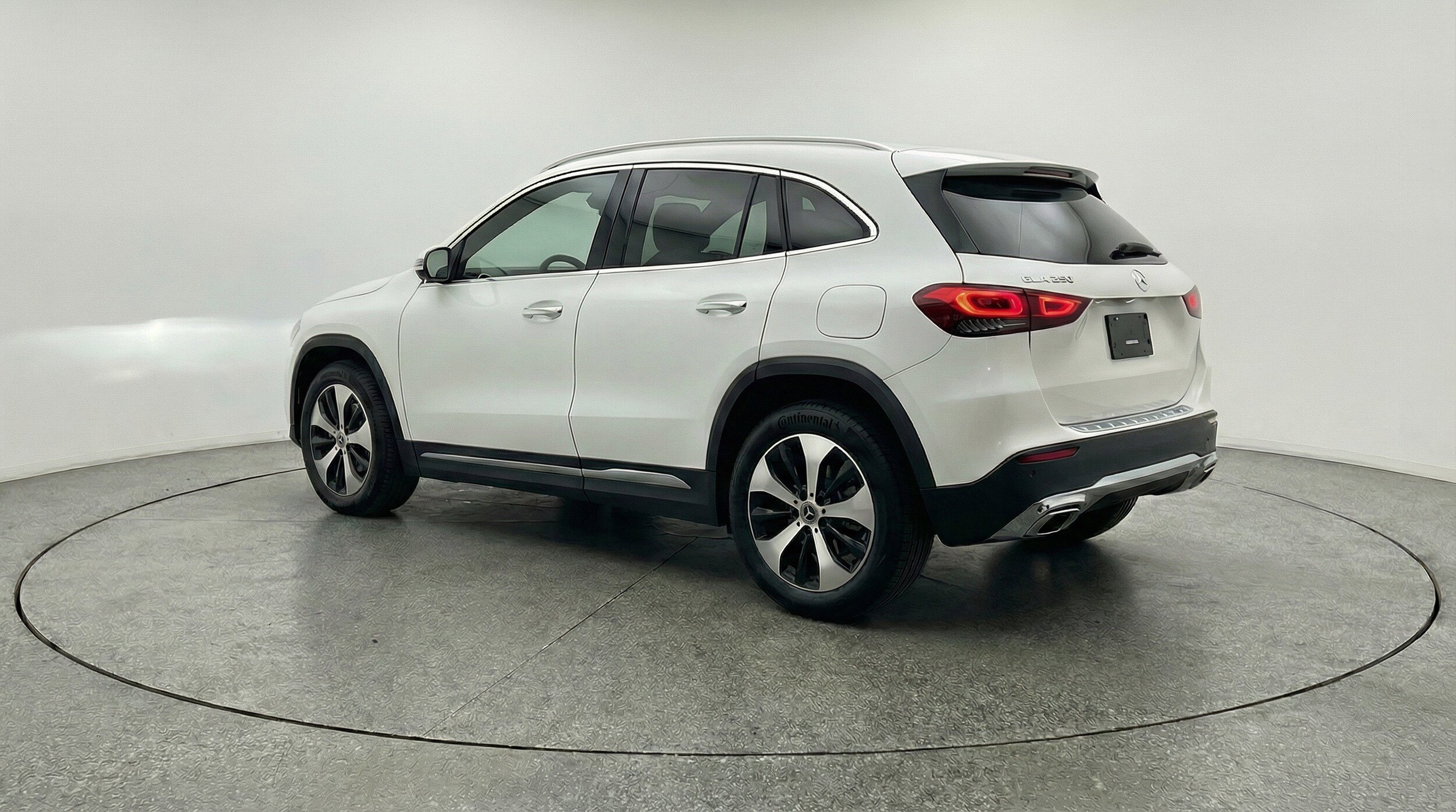 Thumbnail: 2025 Mercedes-Benz GLA - 6