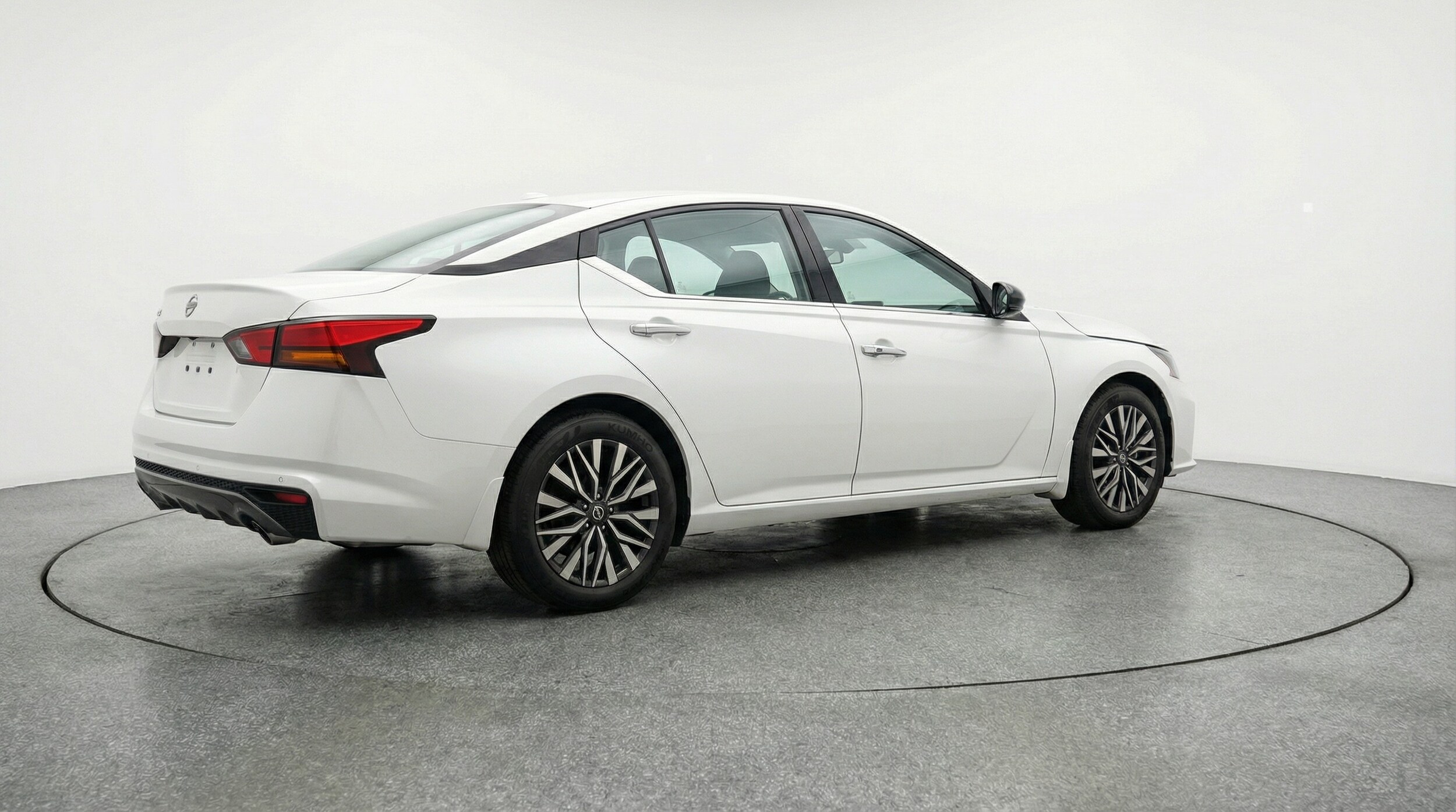 Thumbnail: 2025 Nissan Altima - 7