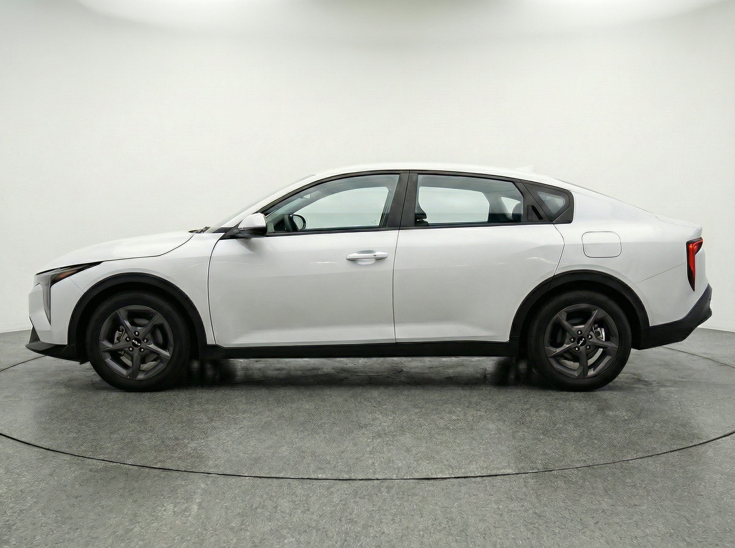 Thumbnail: 2025 Kia K4 - 5