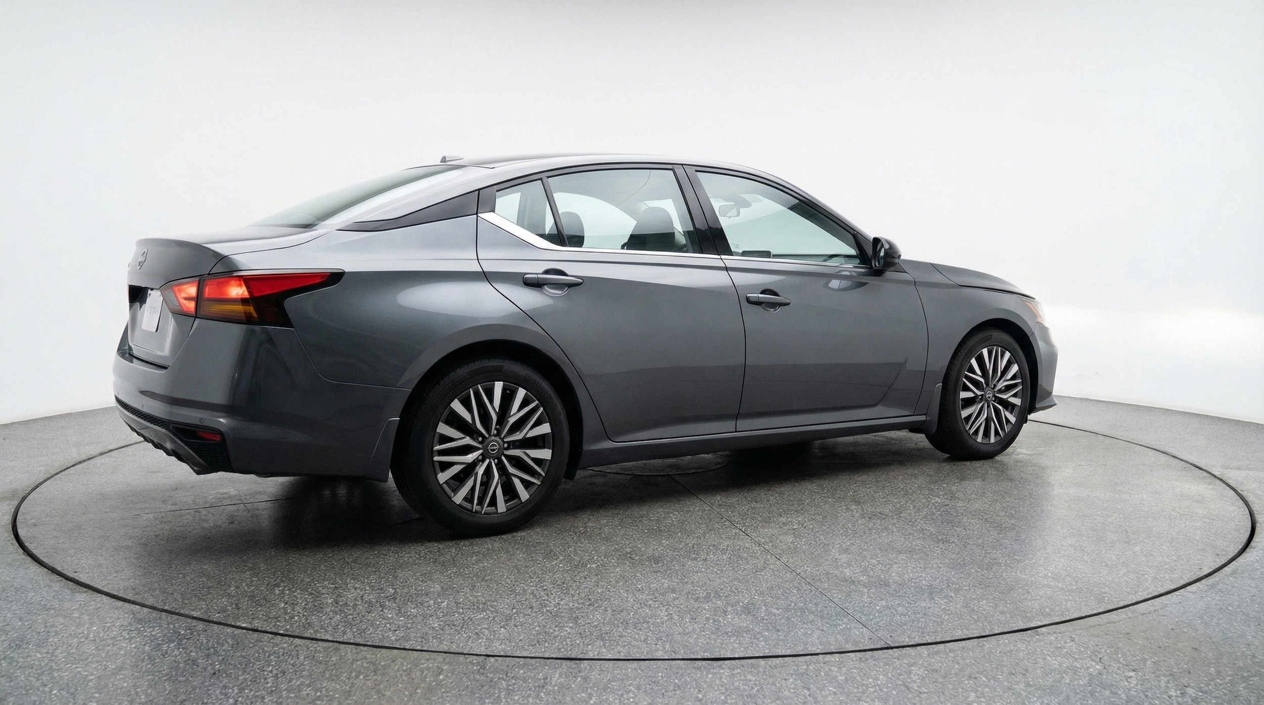 Thumbnail: 2025 Nissan Altima - 9